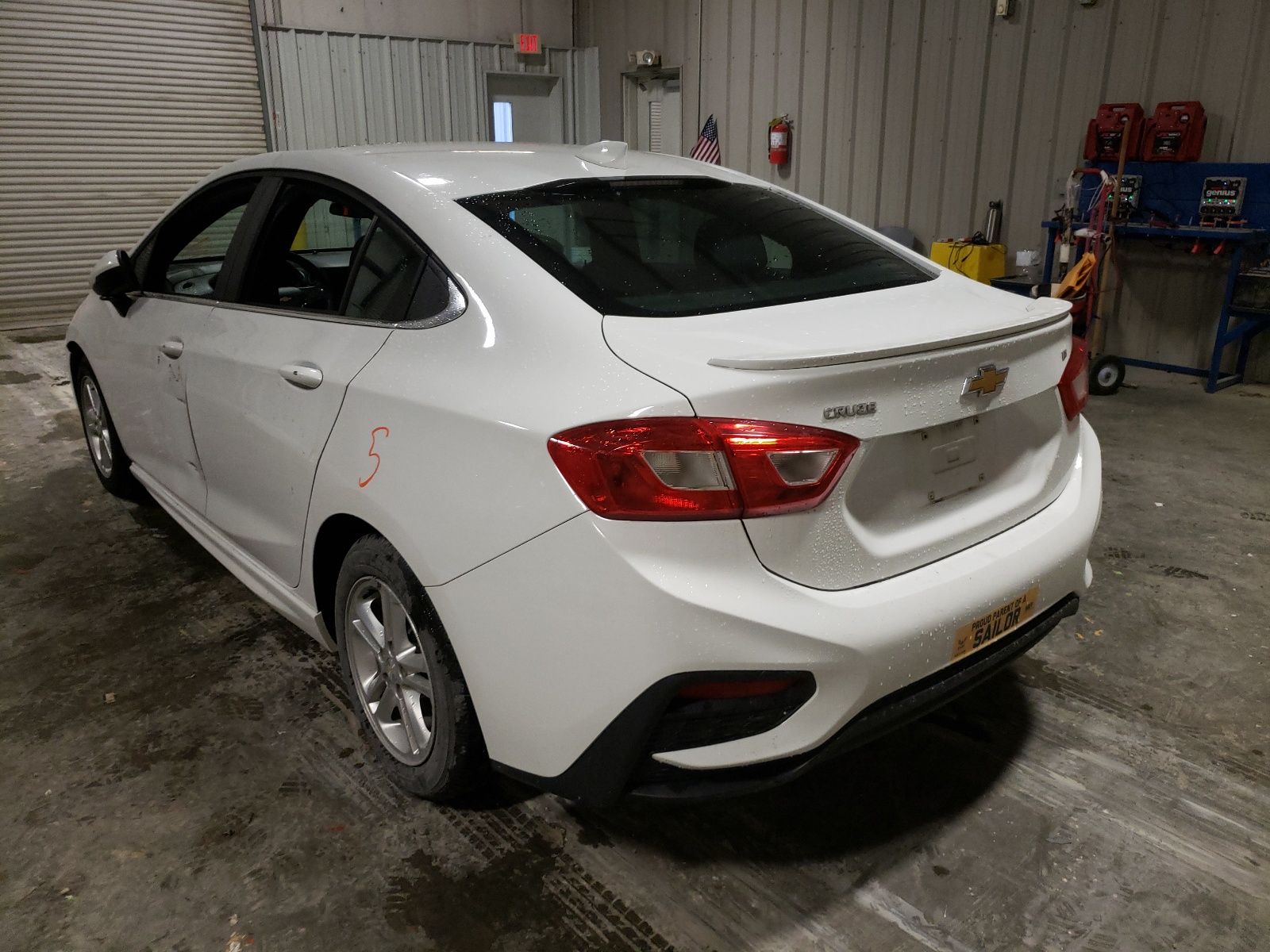 Photo 3 from auction – 2016 CHEVROLET CRUZE LT with VIN 1G1BE5SM2G7314475