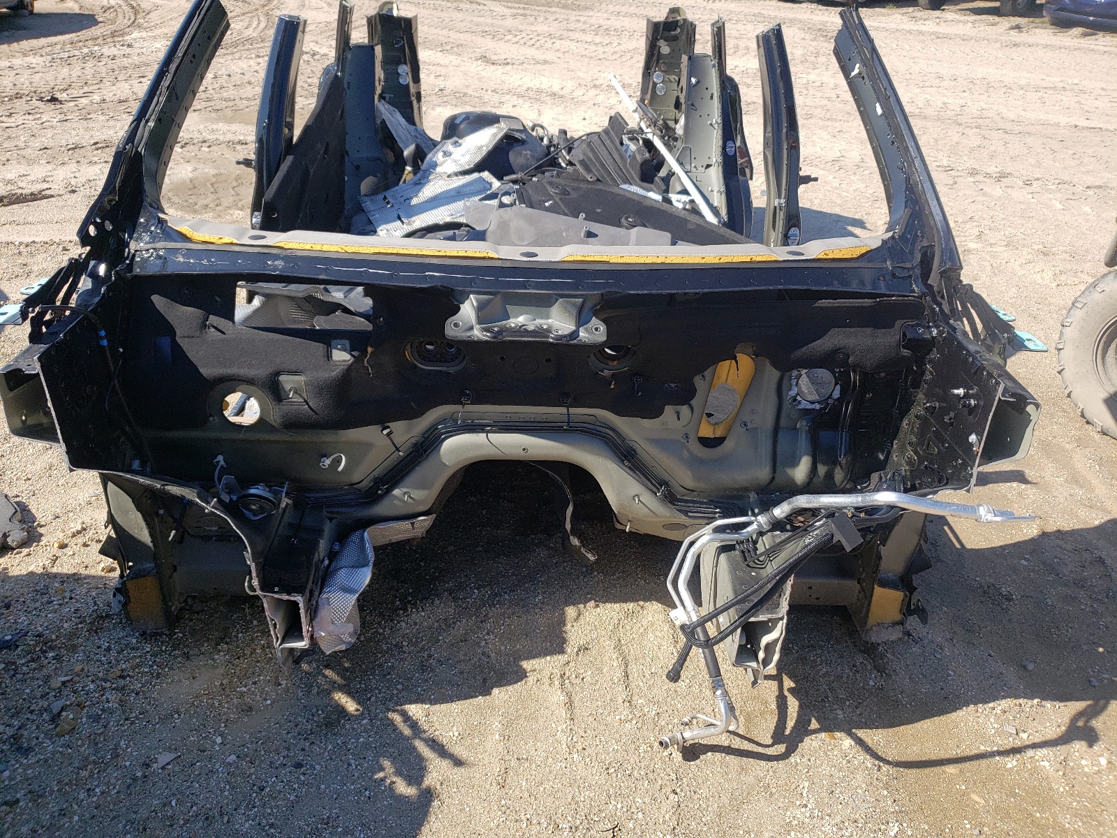 Photo 7 from auction – 2020 LAND ROVER RANGE ROVE with VIN SALWR2SU1LA706820