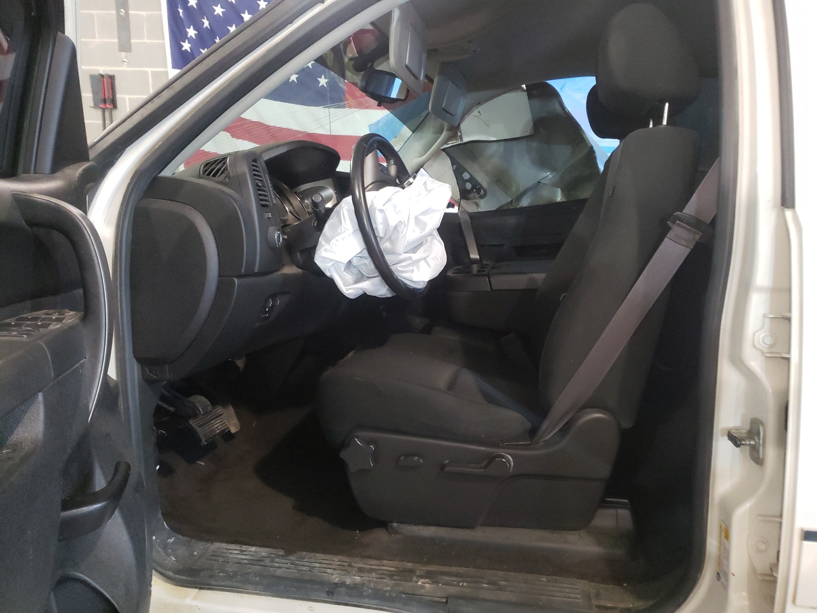 Zdjęcie 5 z aukcji – 2012 CHEVROLET SILVERADO z VIN 3GCPKSE77CG174237