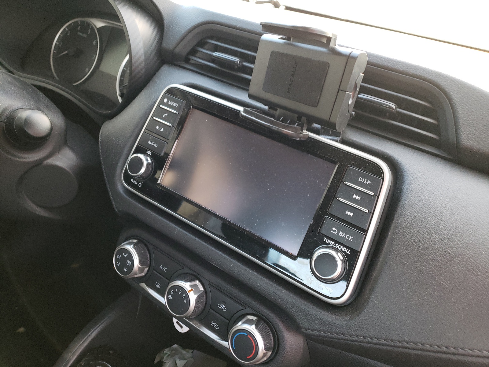 Photo 9 from auction – 2021 NISSAN VERSA S with VIN 3N1CN8DV8ML818526