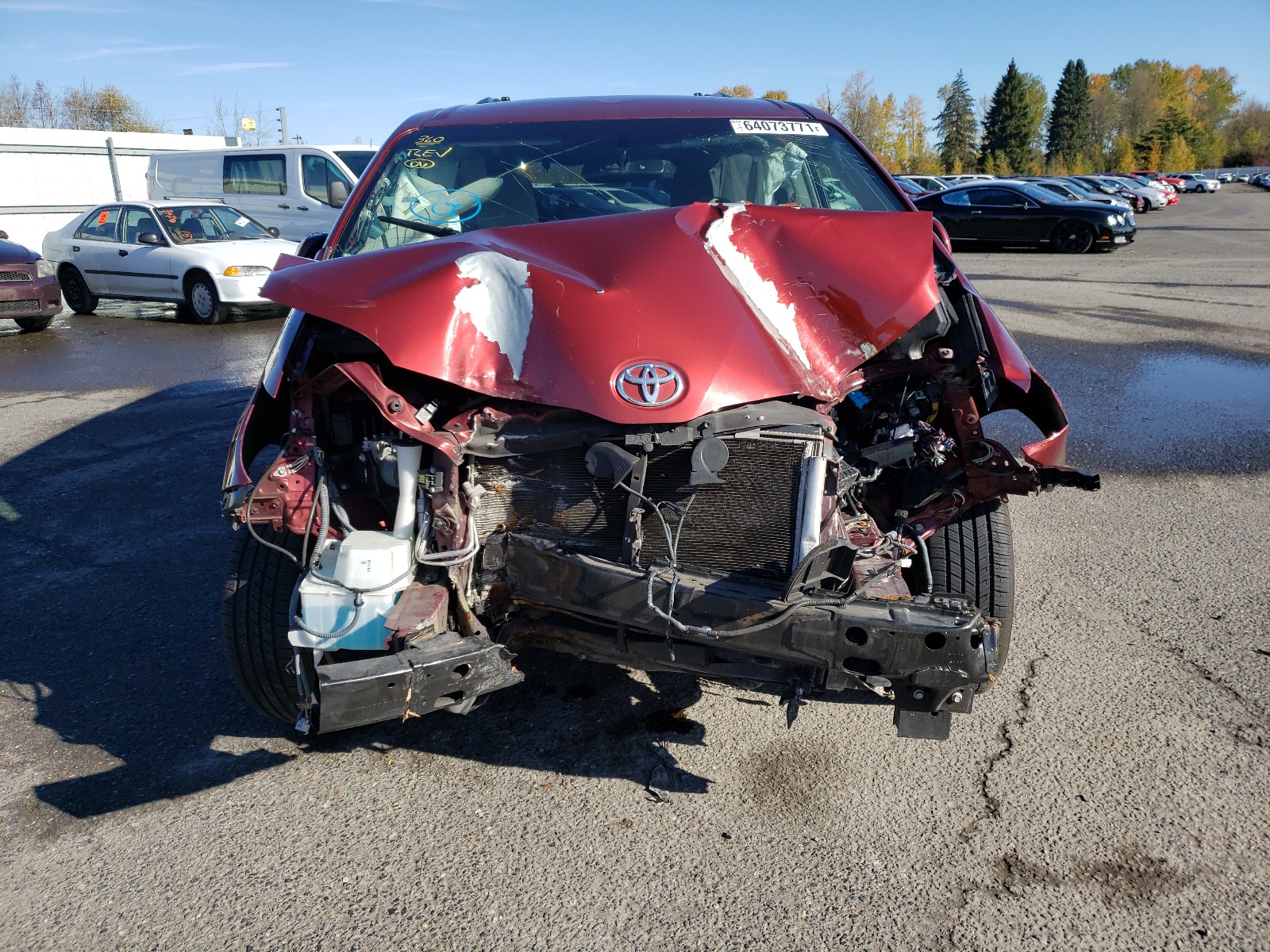 Photo 9 from auction – 2017 TOYOTA SIENNA LE with VIN 5TDKZ3DC6HS809029