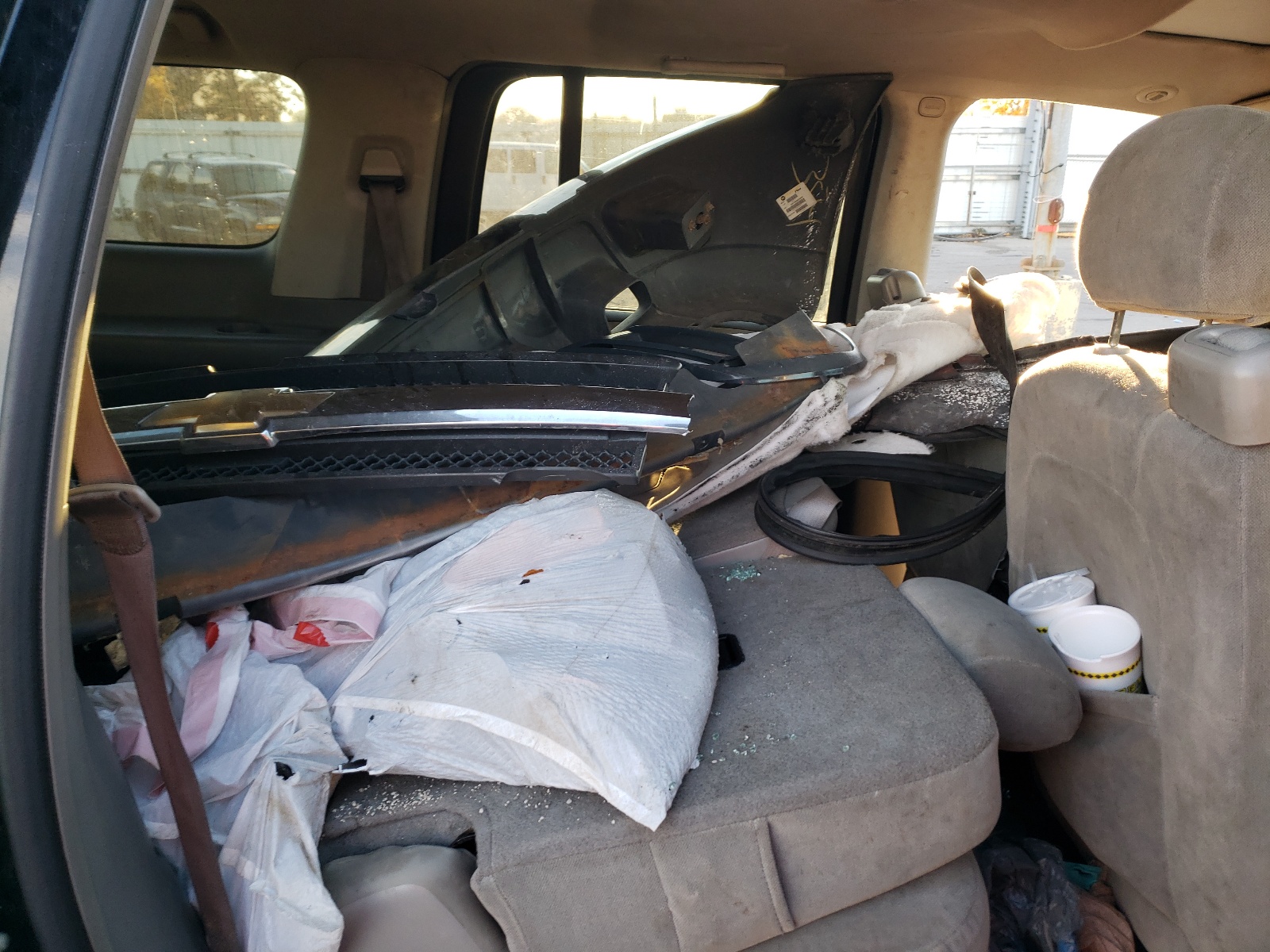 Photo 6 from auction – 2006 CHEVROLET TRAILBLAZE with VIN 1GNET16S466111532