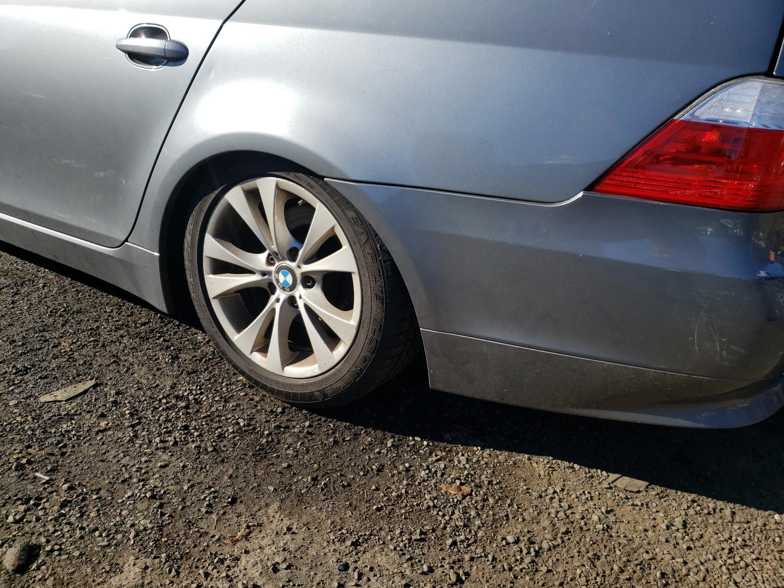 Photo 9 from auction – 2010 BMW 535 XI with VIN WBAPT7C59AC238075