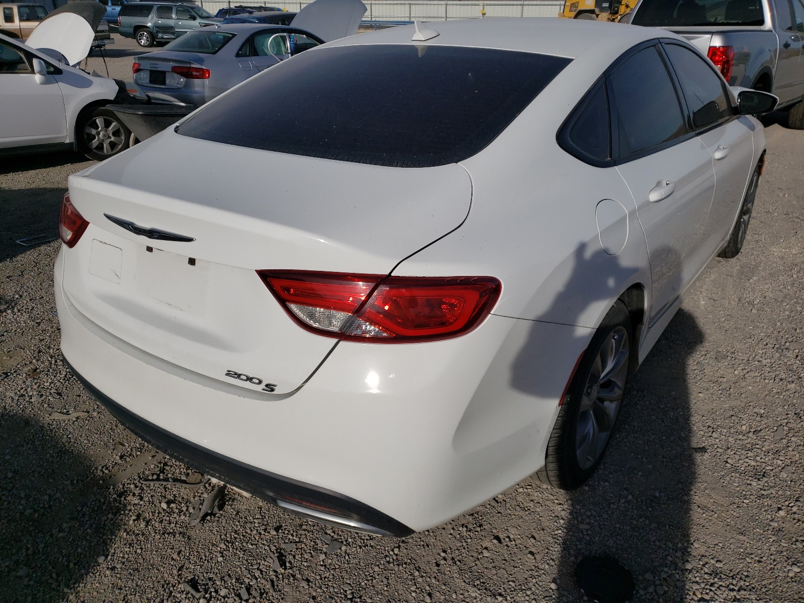 Photo 4 from auction – 2015 CHRYSLER 200 S with VIN 1C3CCCBB1FN711176