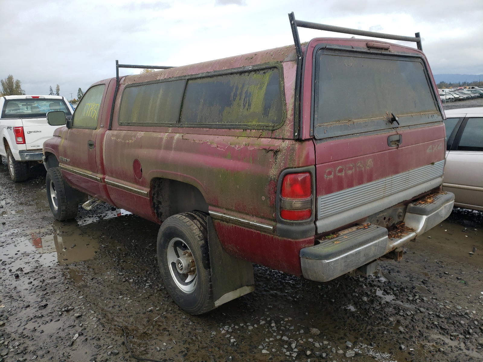 Photo 3 from auction – 1995 DODGE RAM 2500 with VIN 1B7KF26W1SS155095