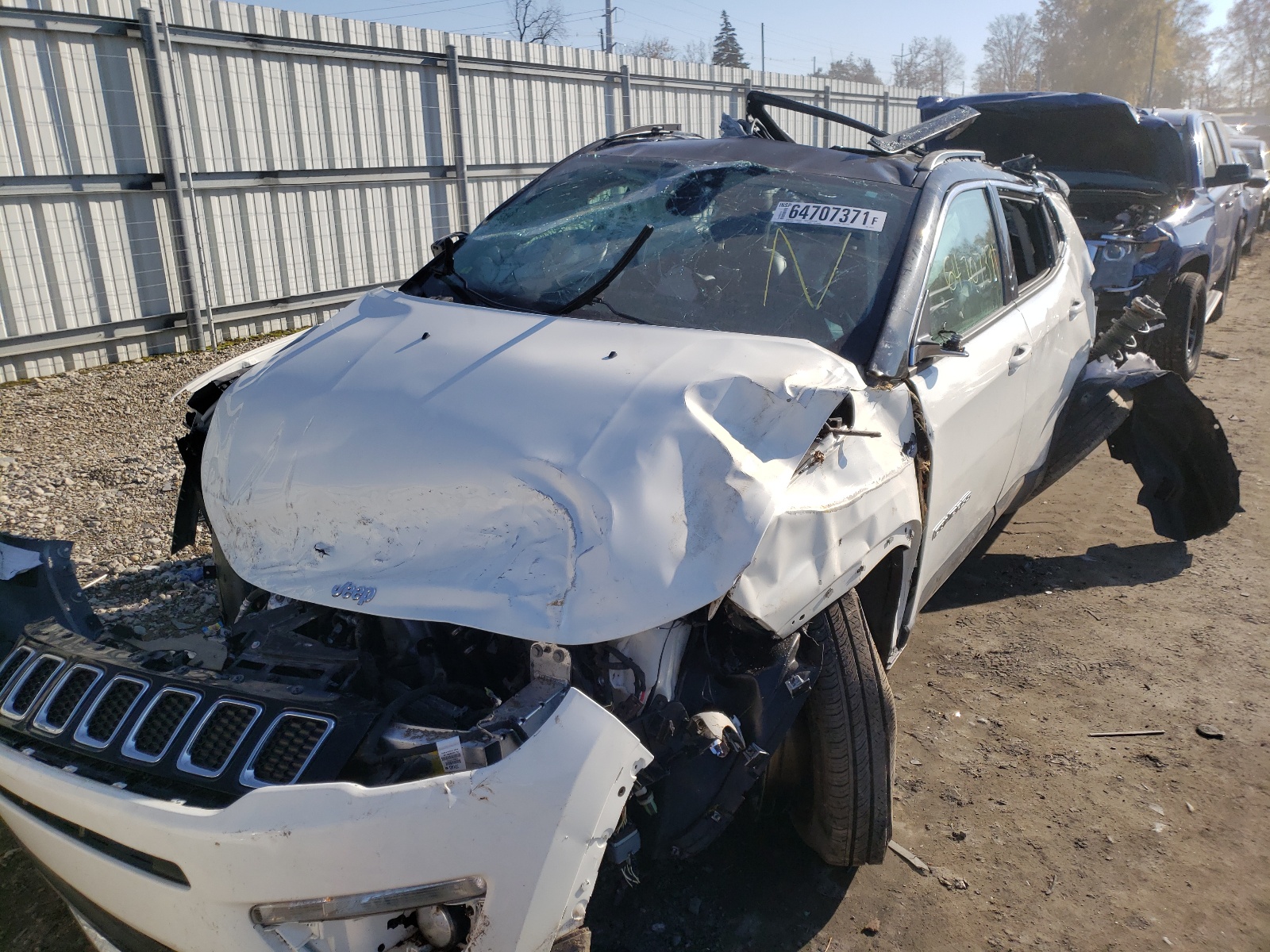 Фото 2 с аукциона – 2018 JEEP COMPASS LI с VIN 3C4NJDCB5JT402544