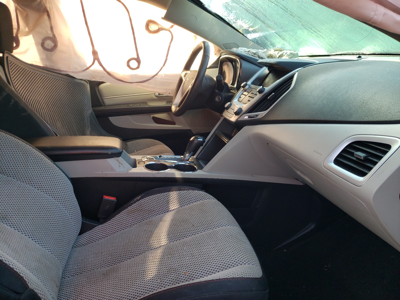 Foto 5 de la subasta – 2017 GMC TERRAIN SL con VIN 2GKFLTEKXH6168877