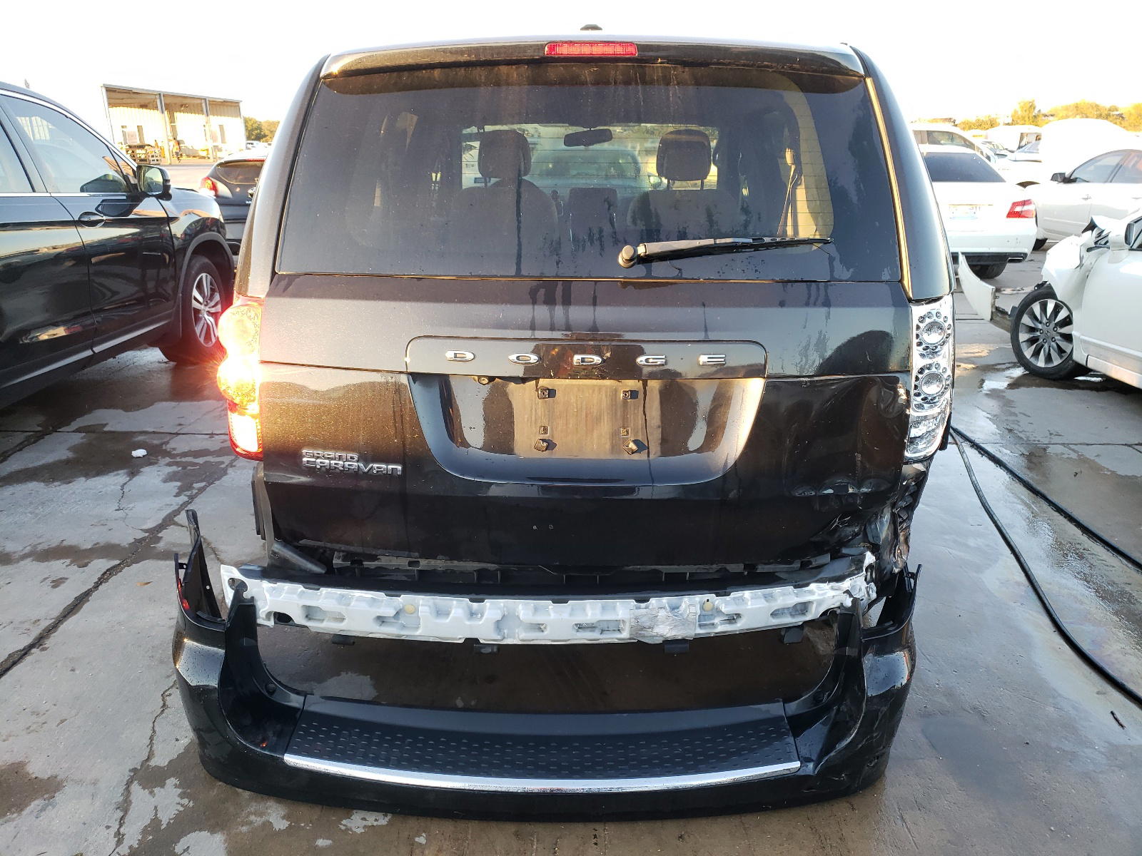 Photo 9 from auction – 2017 DODGE GRAND CARA with VIN 2C4RDGBG8HR694503