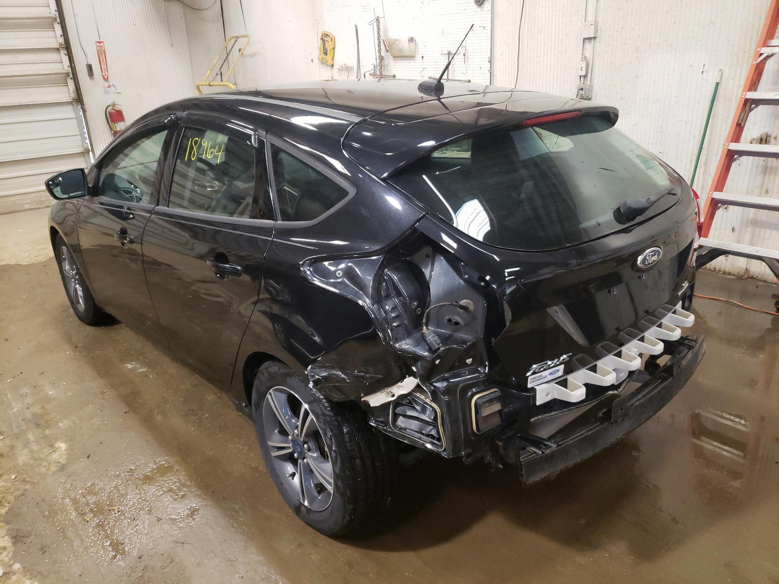 Photo 3 from auction – 2014 FORD FOCUS SE with VIN 1FADP3K20EL150201