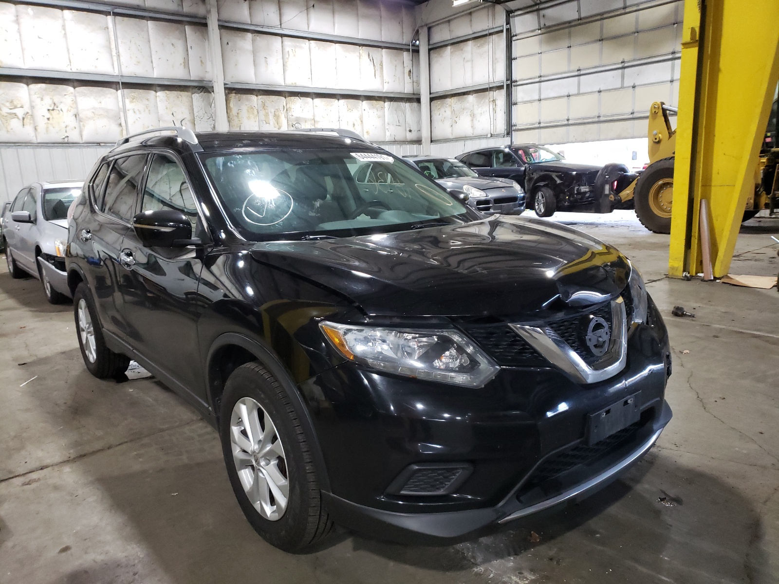 NISSAN ROGUE S 2014 with VIN 5N1AT2MV2EC857208 - Photo from auction