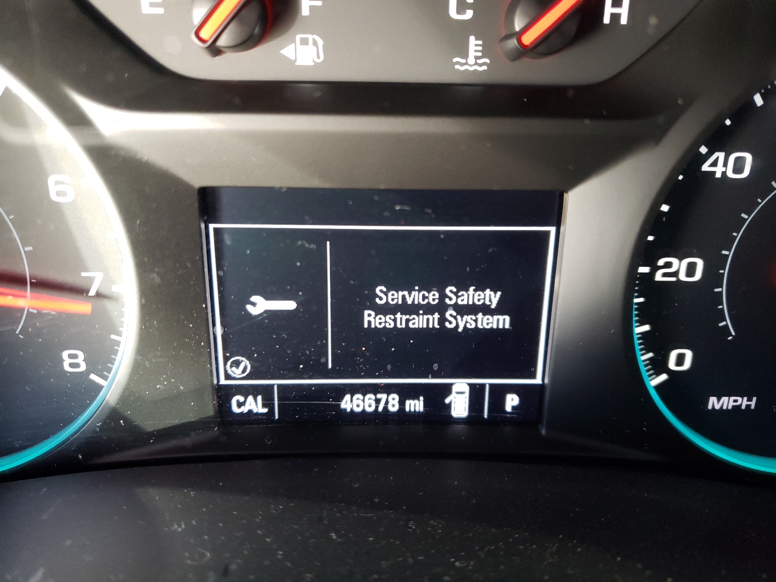 Photo 8 from auction – 2018 CHEVROLET EQUINOX LT with VIN 2GNAXJEV8J6312559