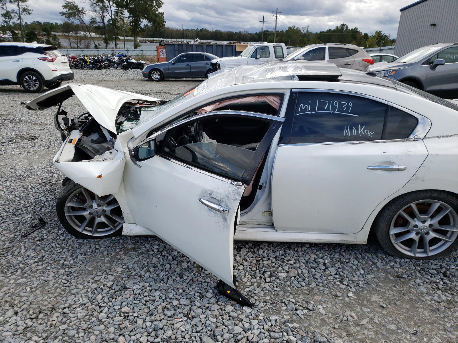 Photo 9 from auction – 2011 NISSAN MAXIMA S with VIN 1N4AA5AP2BC807380