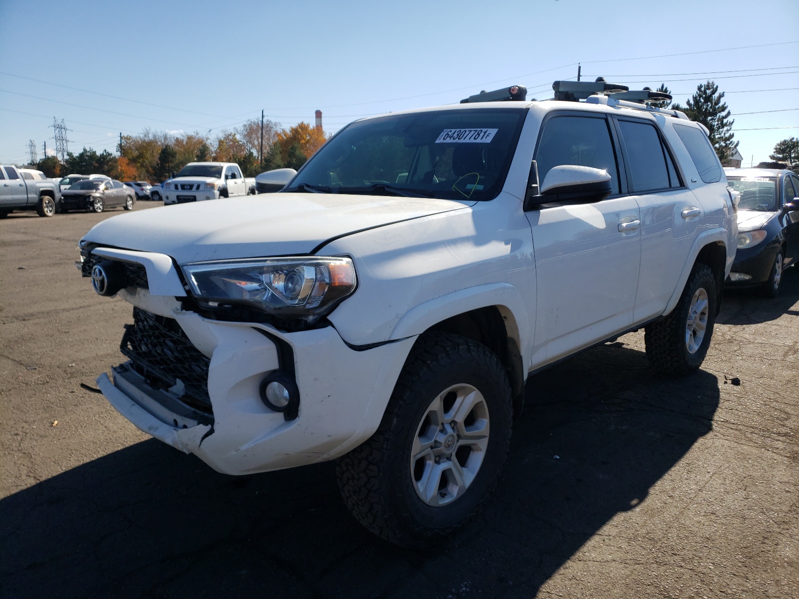 Foto 2 de la subasta – 2015 TOYOTA 4RUNNER SR con VIN JTEBU5JR1F5226532