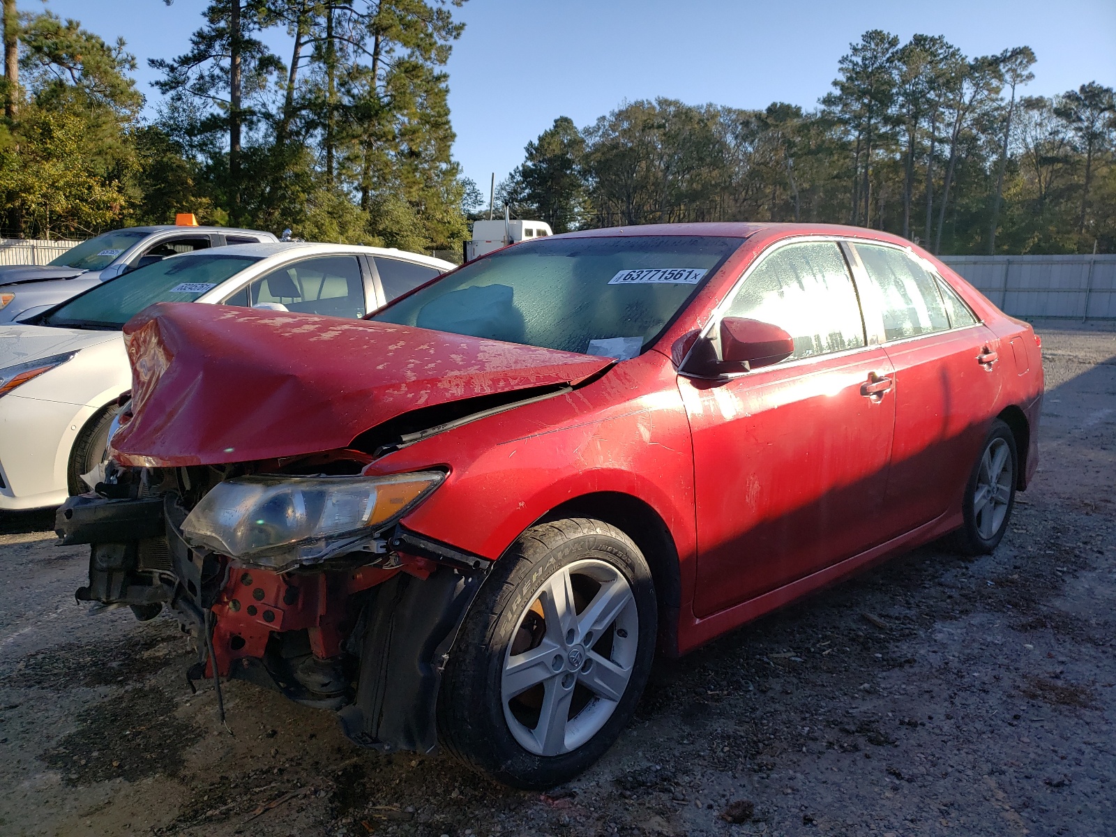 Photo 2 from auction – 2014 TOYOTA CAMRY L with VIN 4T1BF1FKXEU770269