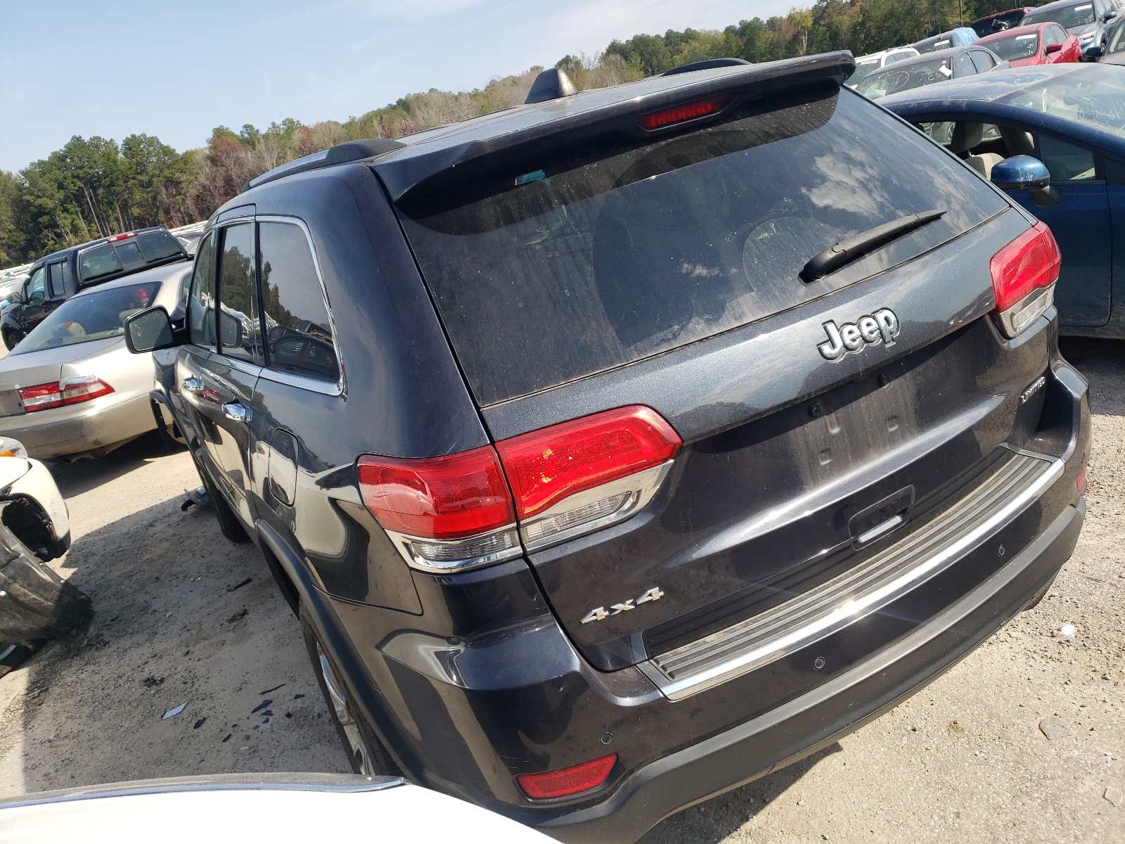 Photo 3 from auction – 2015 JEEP GRAND CHER with VIN 1C4RJFBG3FC691825
