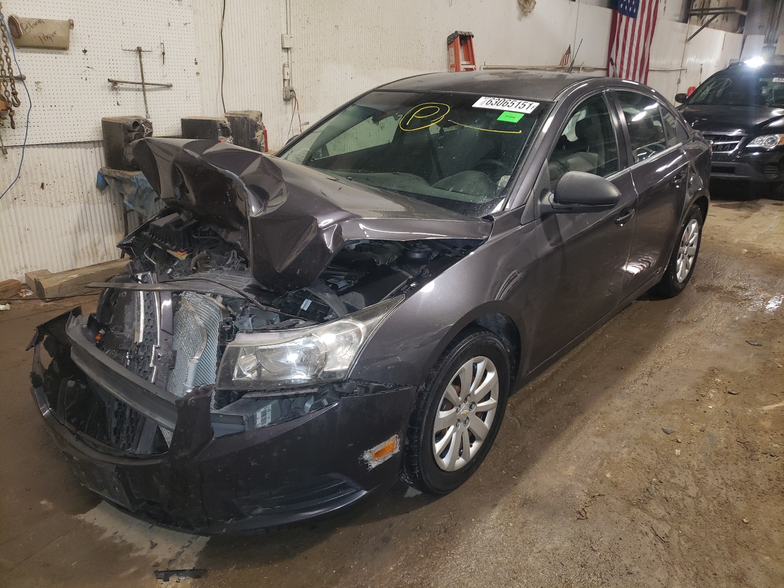 Photo 2 from auction – 2011 CHEVROLET CRUZE LS with VIN 1G1PC5SH4B7195934