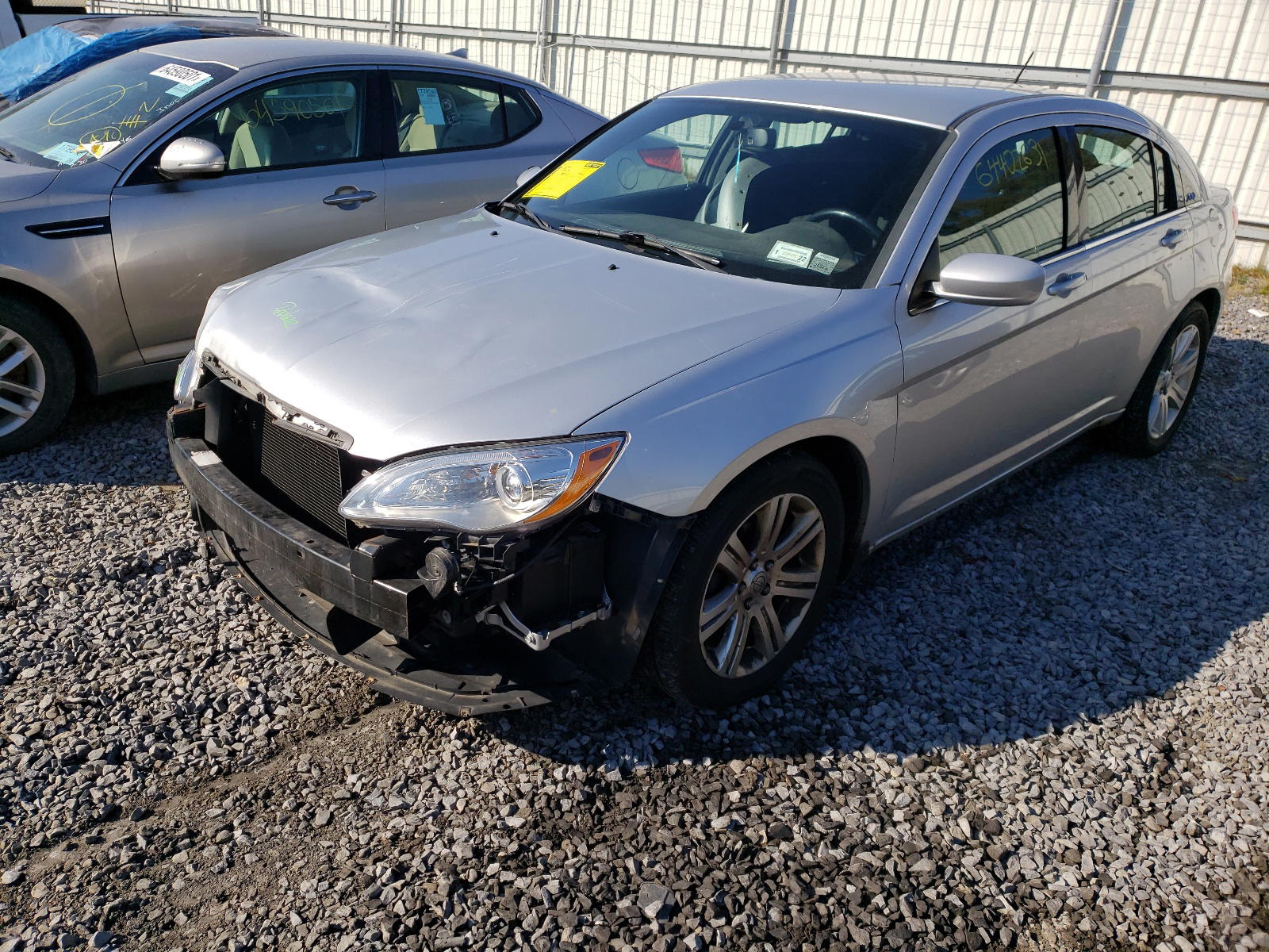 Photo 2 from auction – 2012 CHRYSLER 200 TOURIN with VIN 1C3CCBBG2CN307031