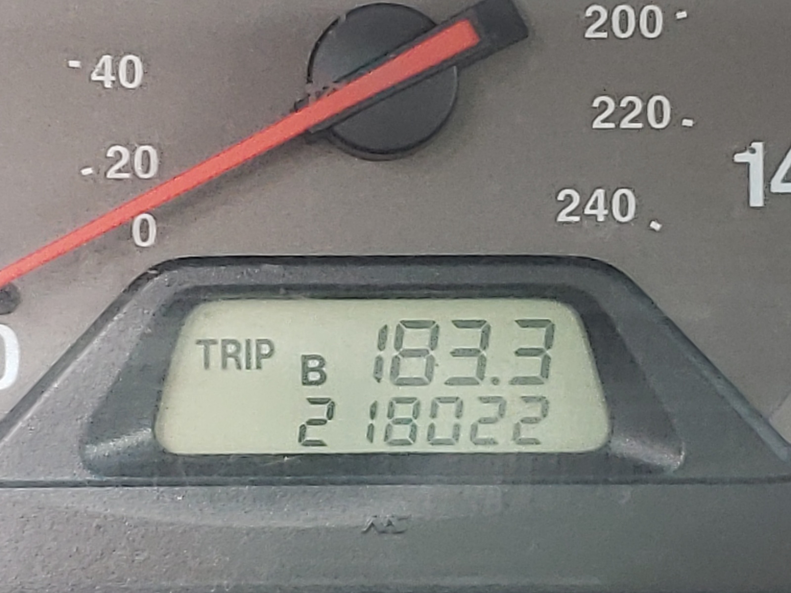 Photo 8 from auction – 2002 HONDA ACCORD SE with VIN 1HGCG32232A012702