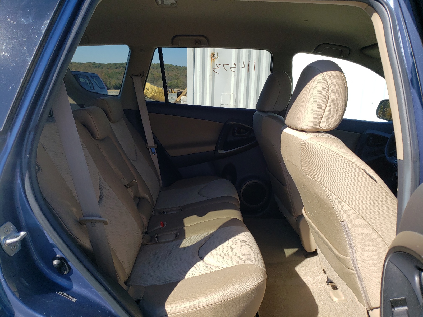 Photo 6 from auction – 2009 TOYOTA RAV4 with VIN 2T3ZF33V39W011923