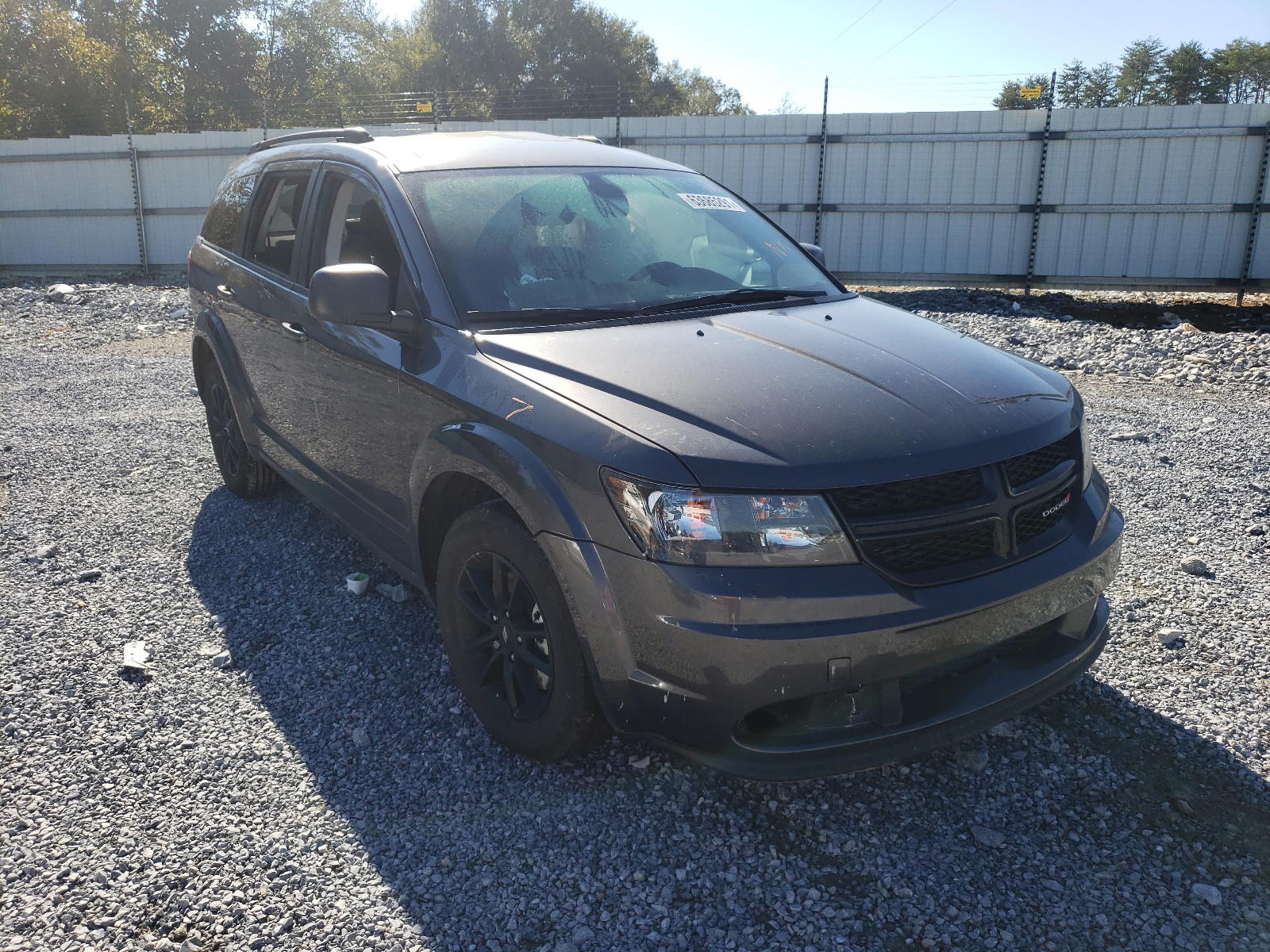 DODGE JOURNEY SE 2020 with VIN 3C4PDCAB6LT270684 - Photo from auction