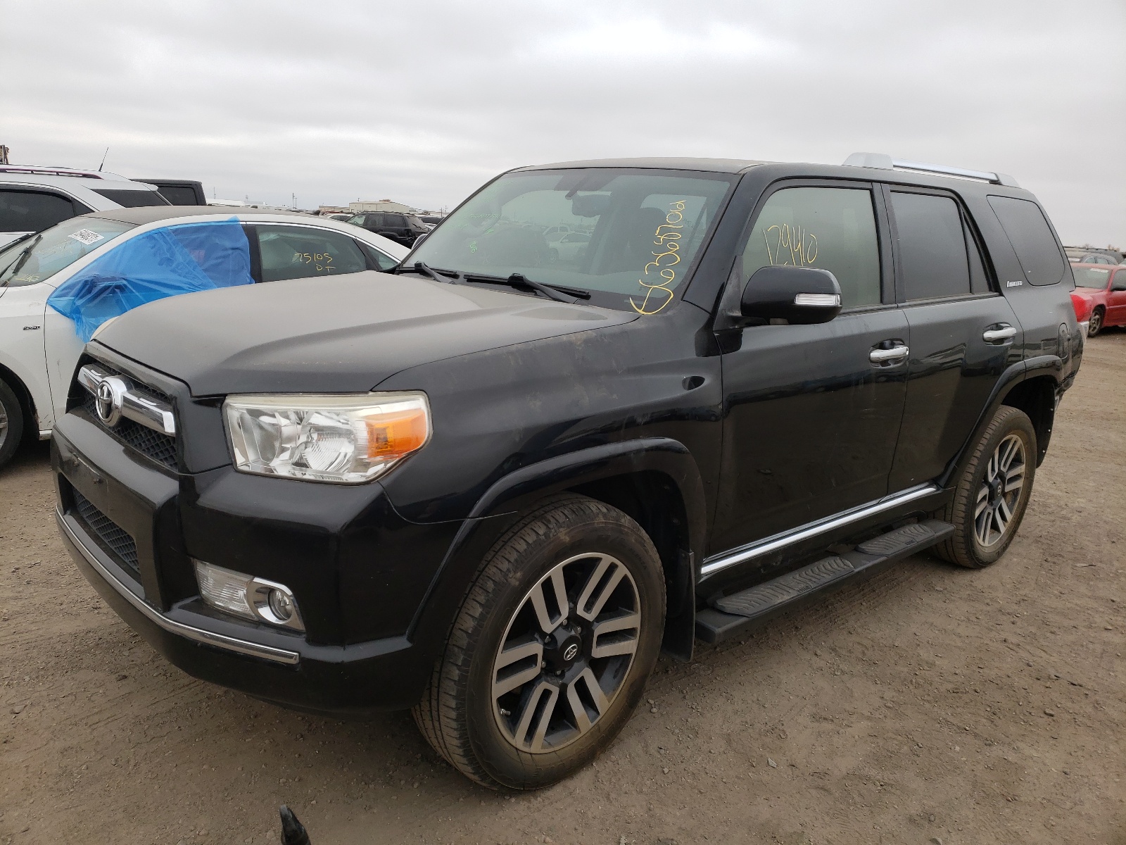 Zdjęcie 2 z aukcji – 2013 TOYOTA 4RUNNER SR z VIN JTEBU5JR7D5128859
