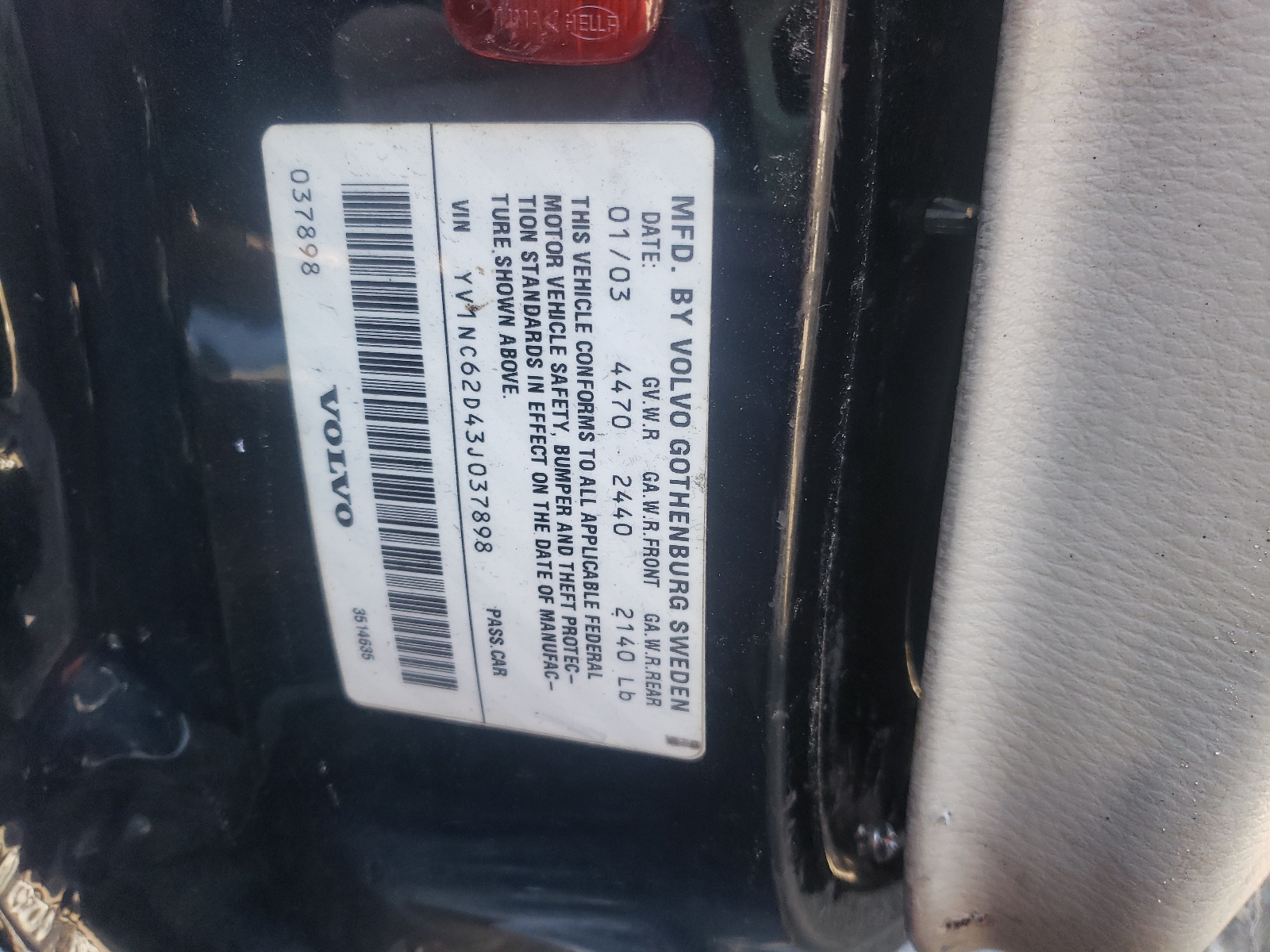 Photo 10 from auction – 2003 VOLVO C70 HPT with VIN YV1NC62D43J037898