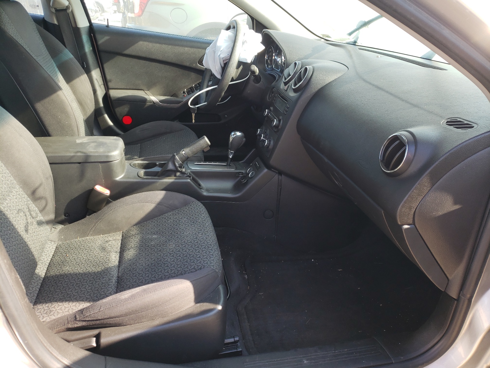Photo 5 from auction – 2007 PONTIAC G6 VALUE L with VIN 1G2ZF58B874265717
