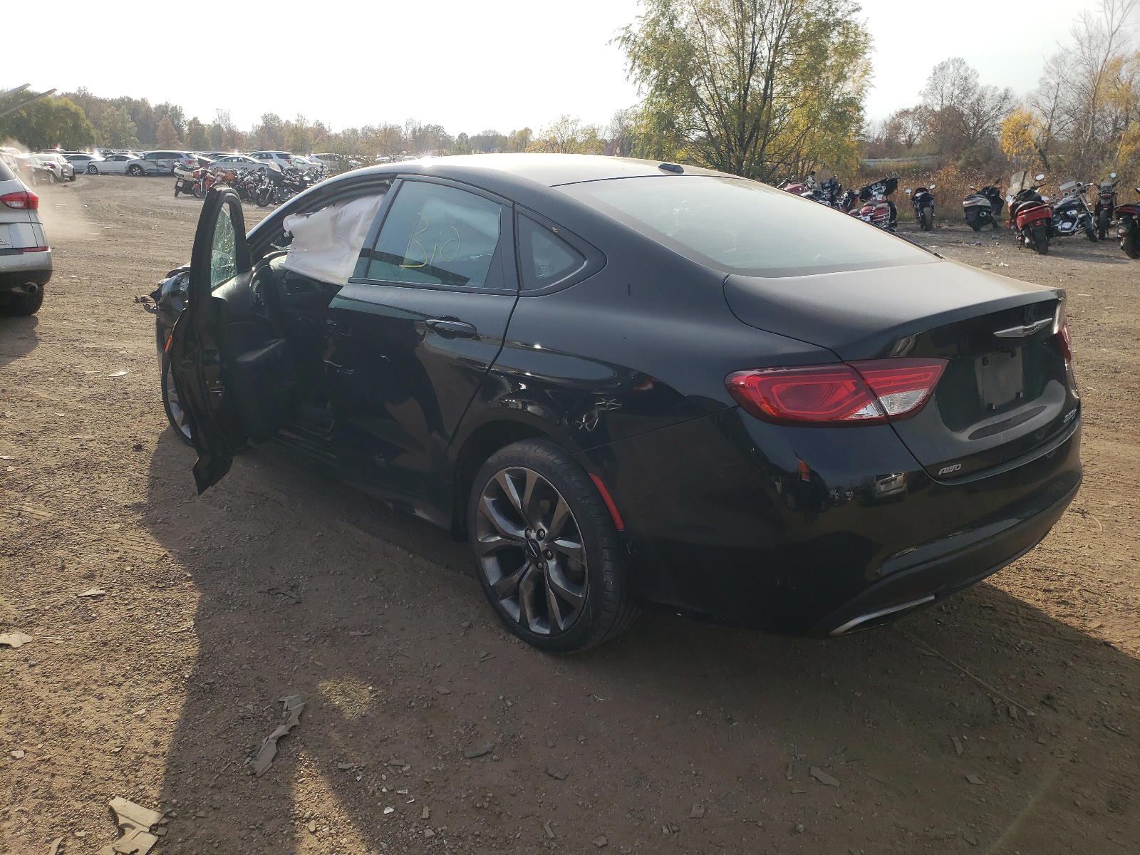 Photo 3 from auction – 2016 CHRYSLER 200 S with VIN 1C3CCCDGXGN176424