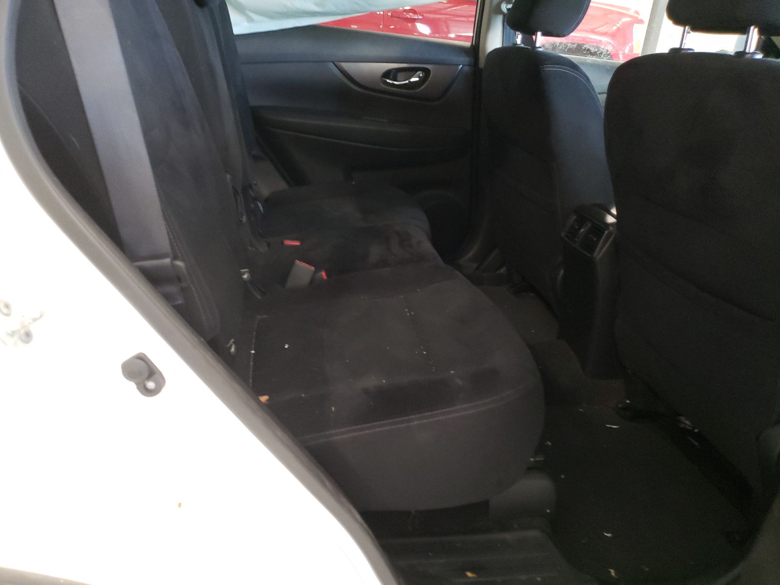 Photo 6 from auction – 2016 NISSAN ROGUE S with VIN JN8AT2MV7GW138689