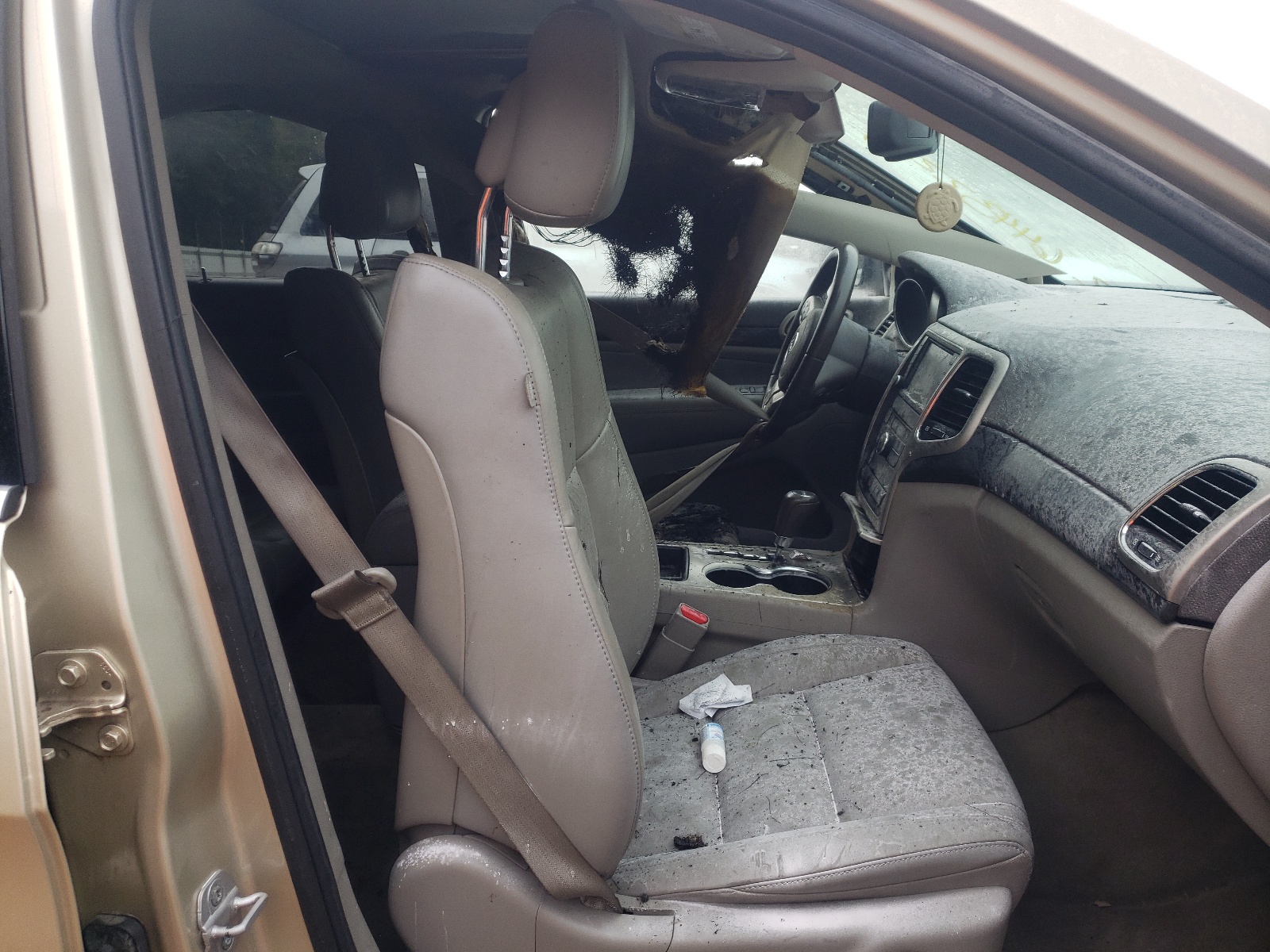 Photo 5 from auction – 2011 JEEP GRAND CHER with VIN 1J4RS4GGXBC719618