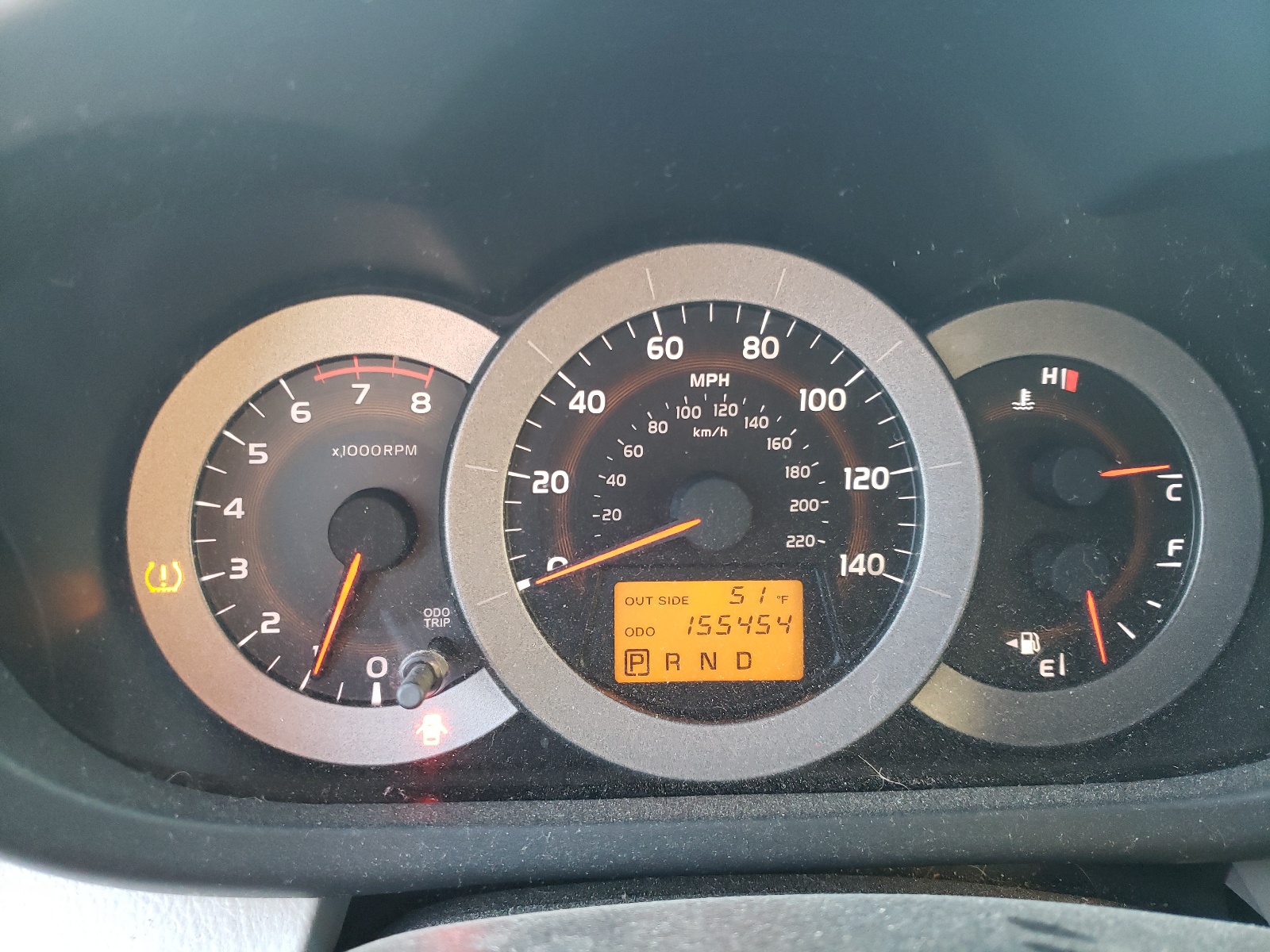 Photo 8 from auction – 2007 TOYOTA RAV4 with VIN JTMZD33V475071526