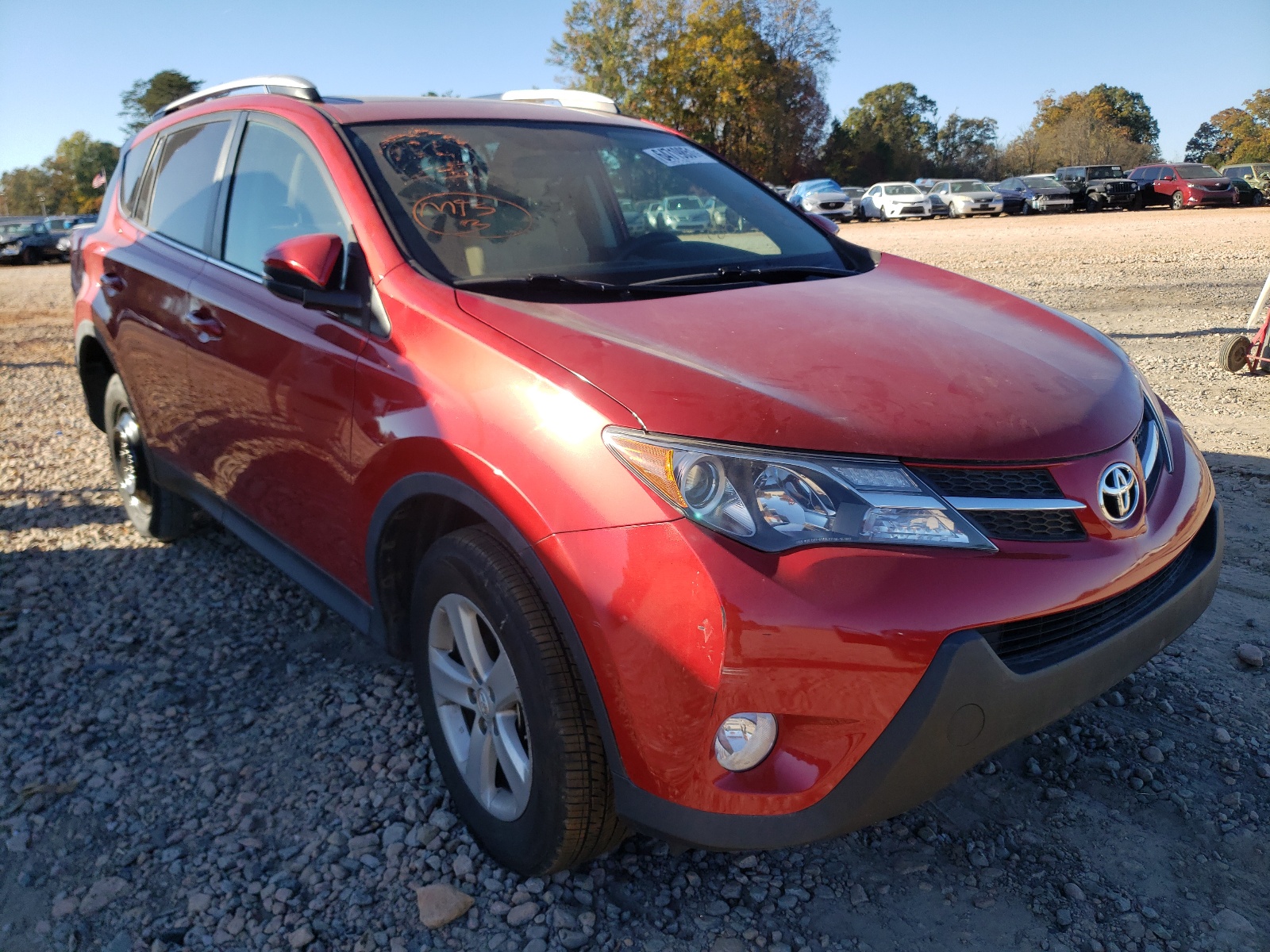 TOYOTA RAV4 XLE 2014 with VIN 2T3WFREVXEW127813 - Photo from auction