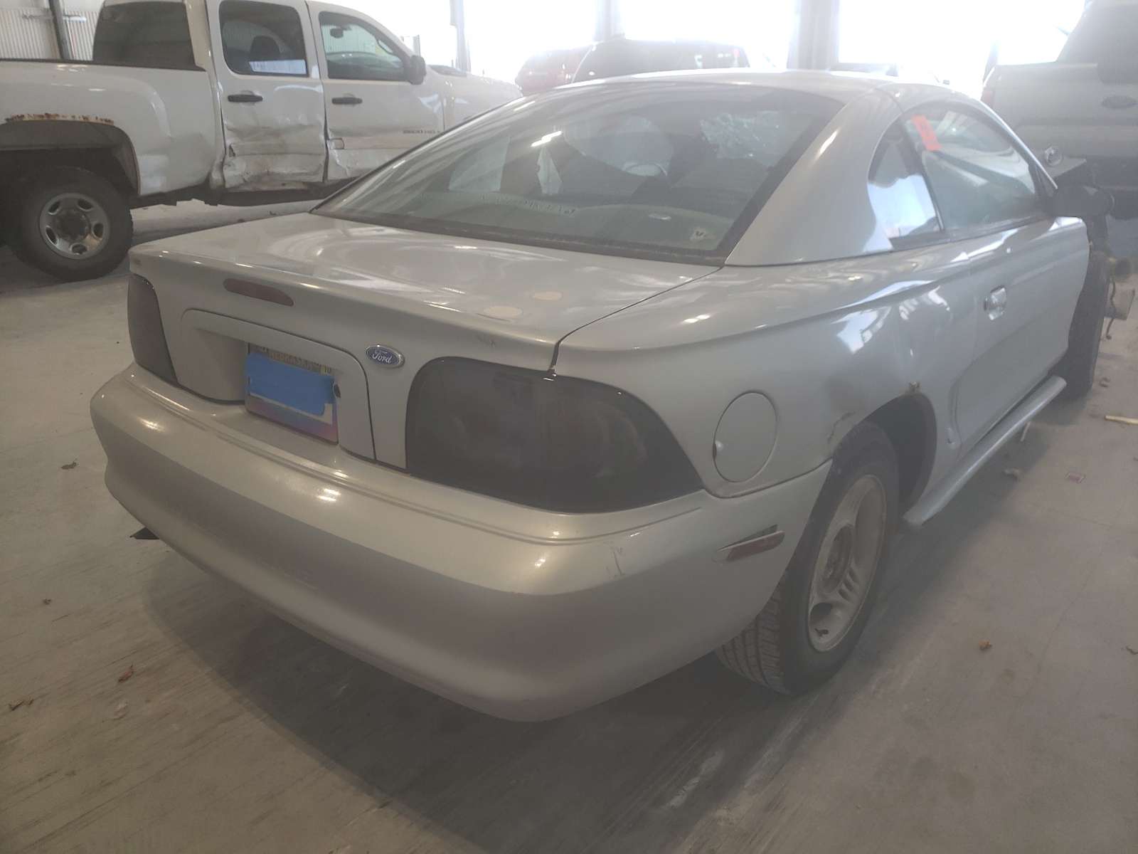 Photo 4 from auction – 1995 FORD MUSTANG with VIN 1FALP4049SF210864