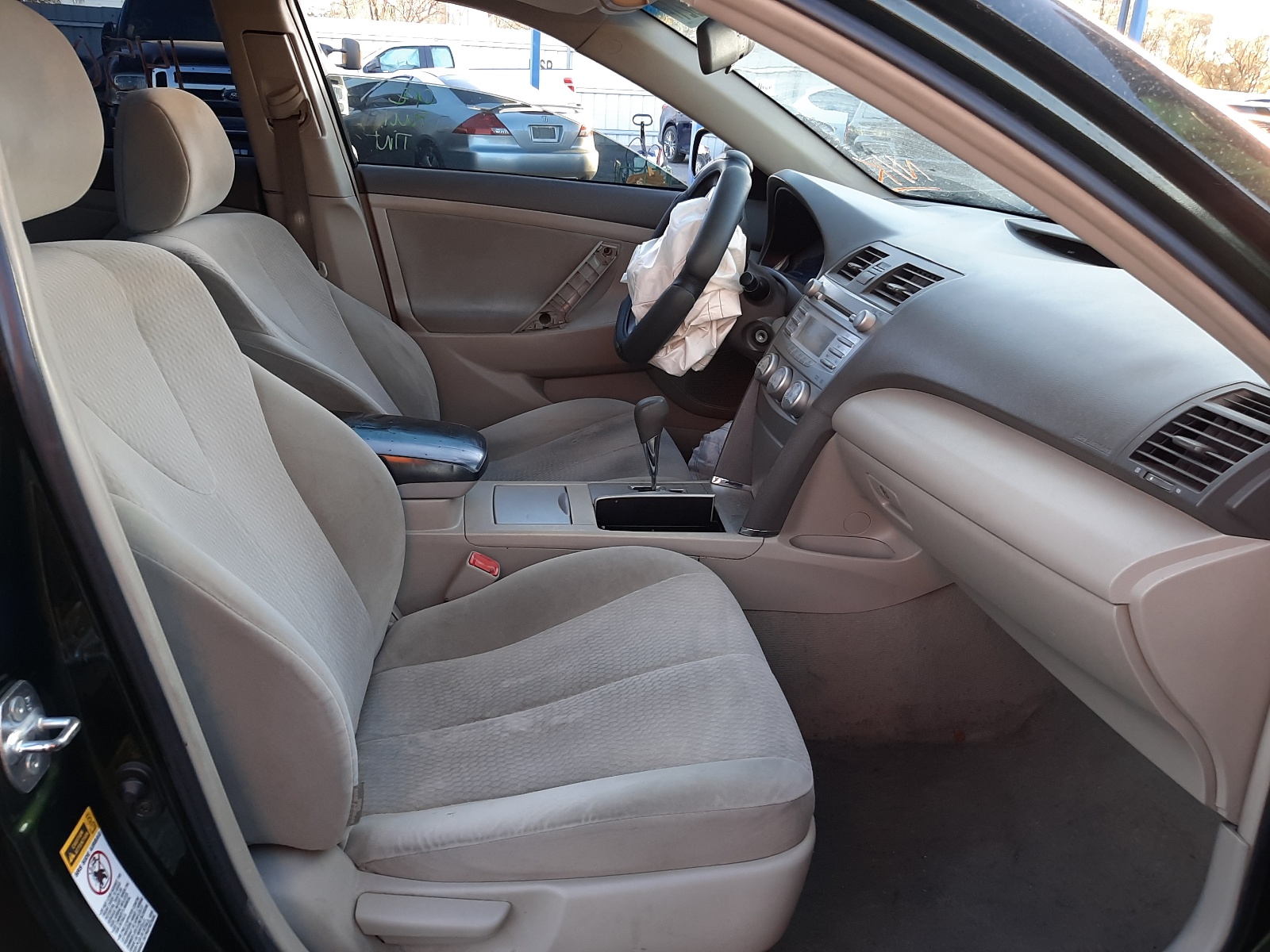 Photo 5 from auction – 2010 TOYOTA CAMRY BASE with VIN 4T1BF3EKXAU545986