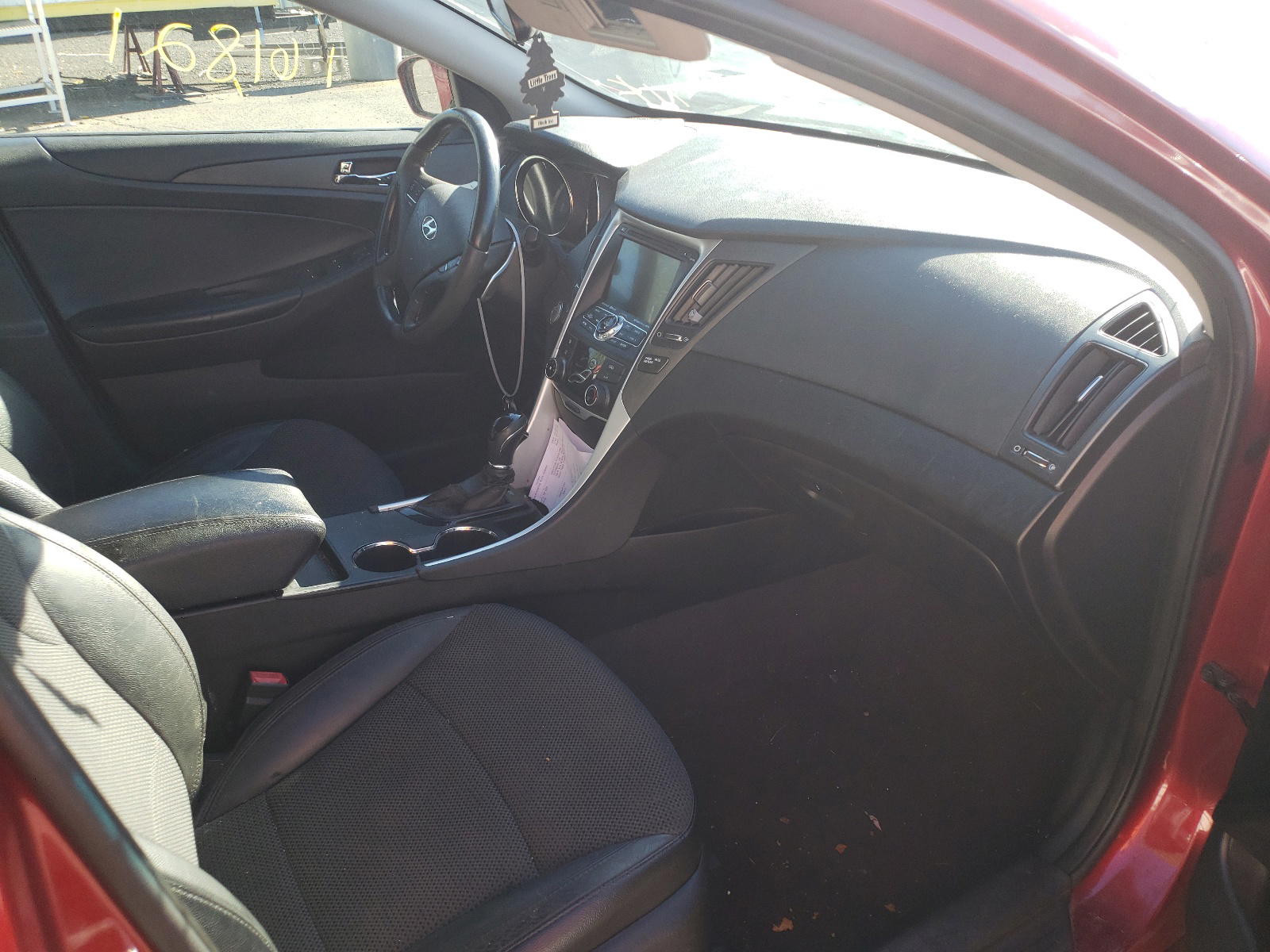 Photo 5 from auction – 2012 HYUNDAI SONATA with VIN 5NPEC4AC9CH364714