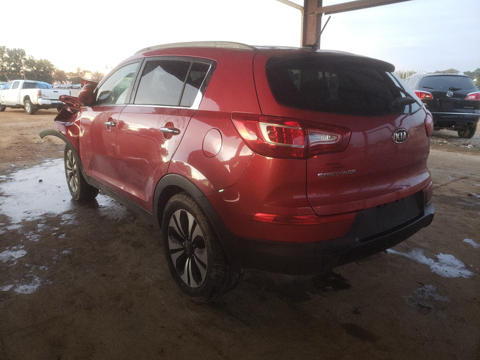 Zdjęcie 3 z aukcji – 2011 KIA SPORTAGE z VIN KNDPC3A2XB7018782