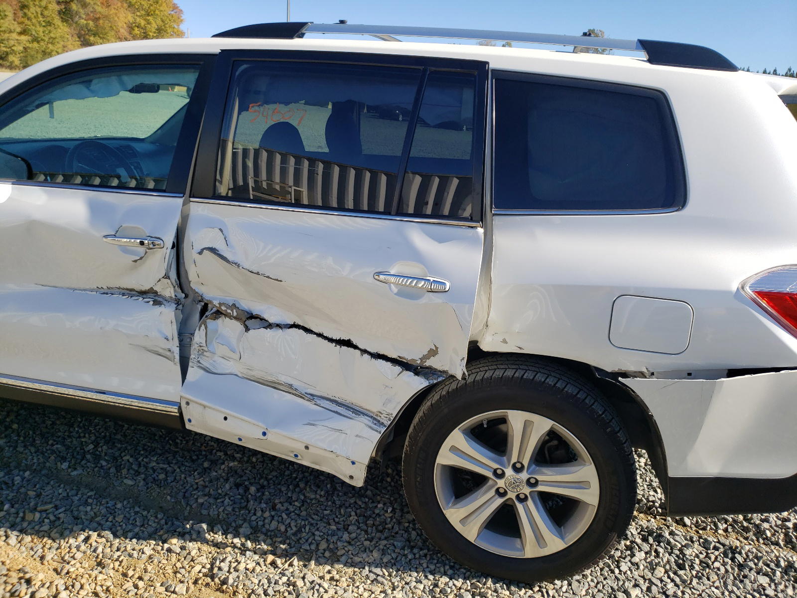 Photo 9 from auction – 2013 TOYOTA HIGHLANDER with VIN 5TDYK3EH2DS121855