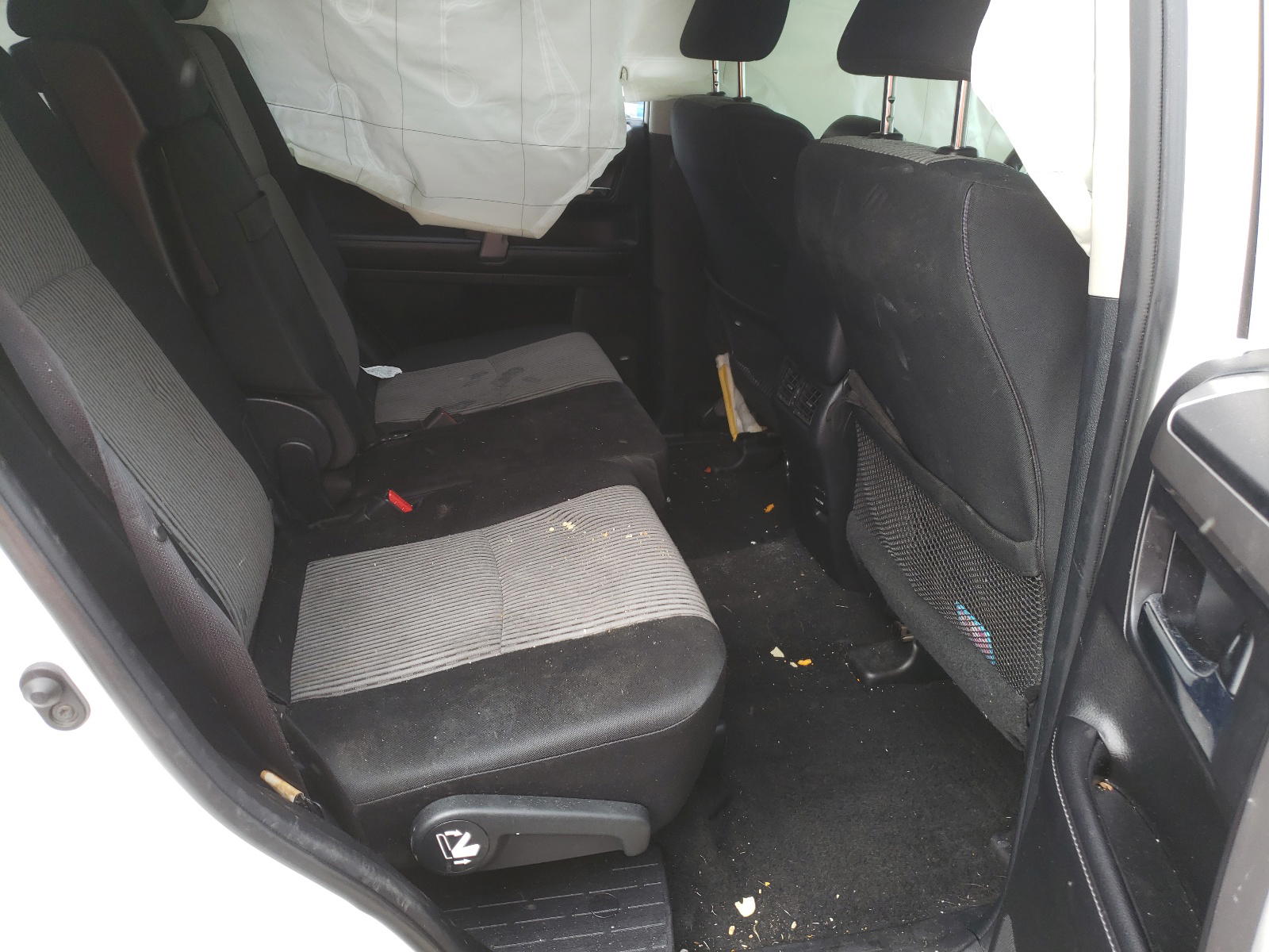 Photo 6 from auction – 2016 TOYOTA 4RUNNER SR with VIN JTEZU5JR4G5125260