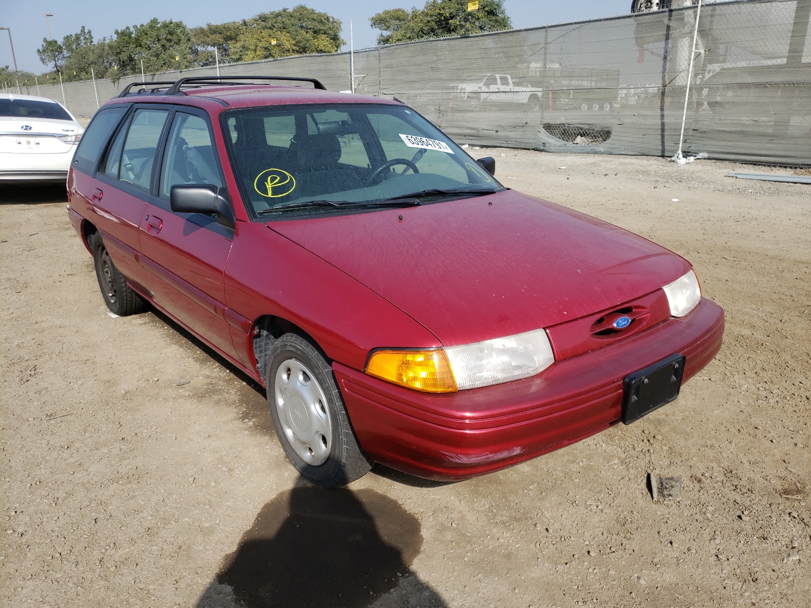 FORD ESCORT LX 1995 with VIN 3FASP15J9SR165145 - Photo from auction