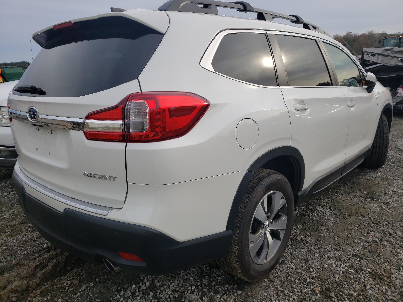 Photo 4 from auction – 2019 SUBARU ASCENT PRE with VIN 4S4WMAFD0K3435693