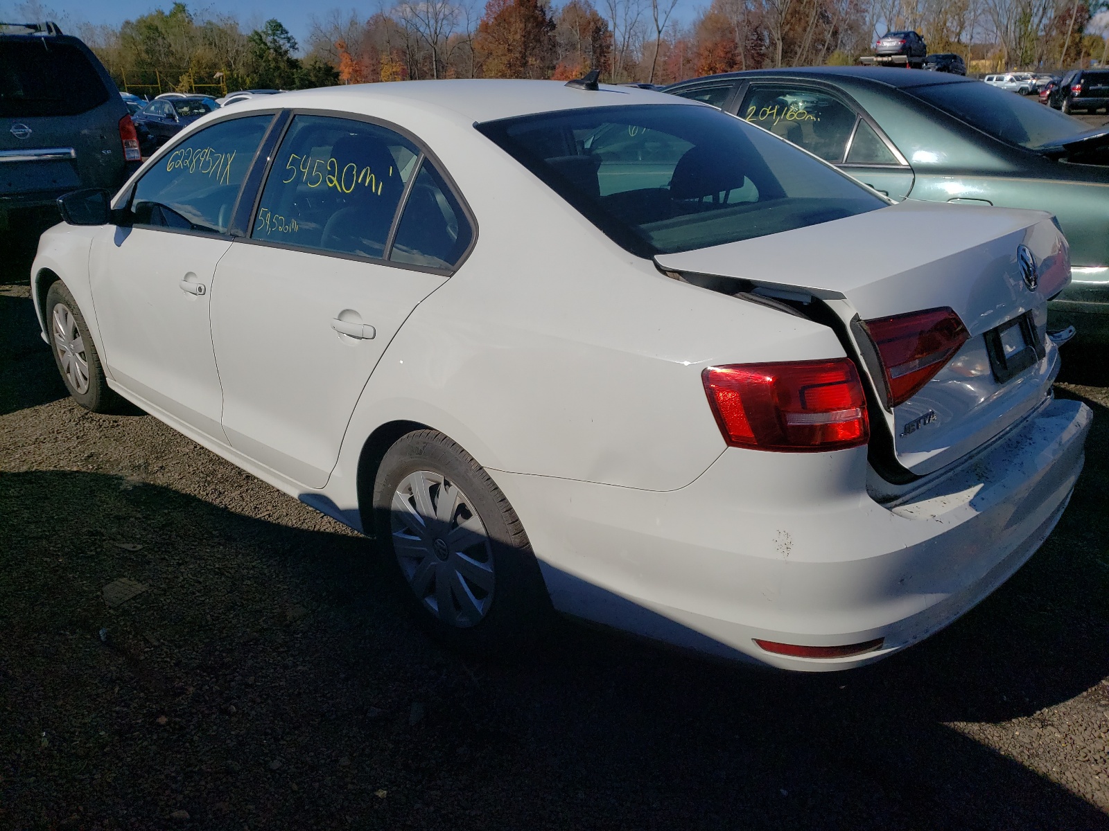 Photo 3 from auction – 2015 VOLKSWAGEN JETTA BASE with VIN 3VW2K7AJ4FM298476