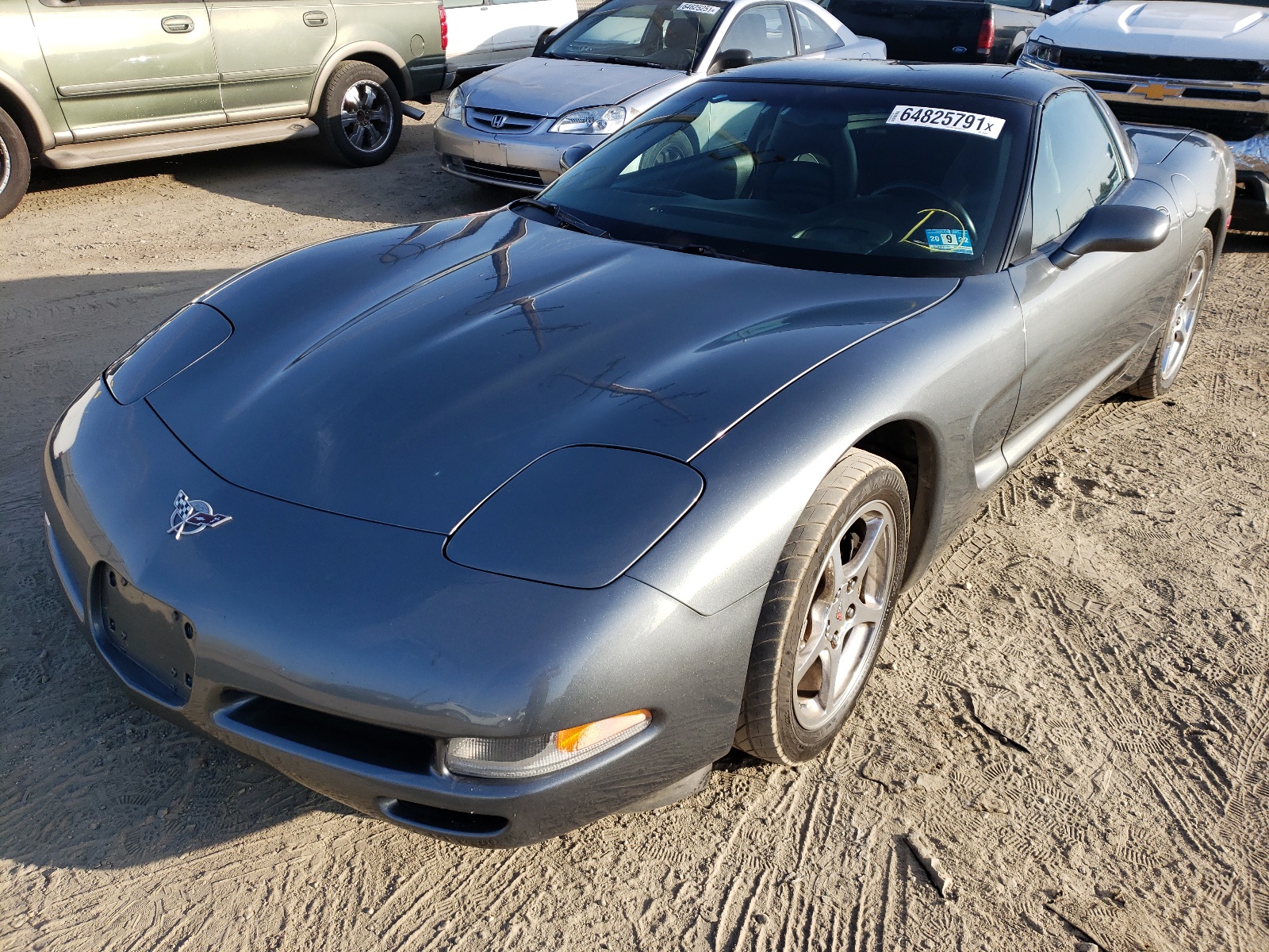 Photo 2 from auction – 2003 CHEVROLET CORVETTE with VIN 1G1YY22G235103518