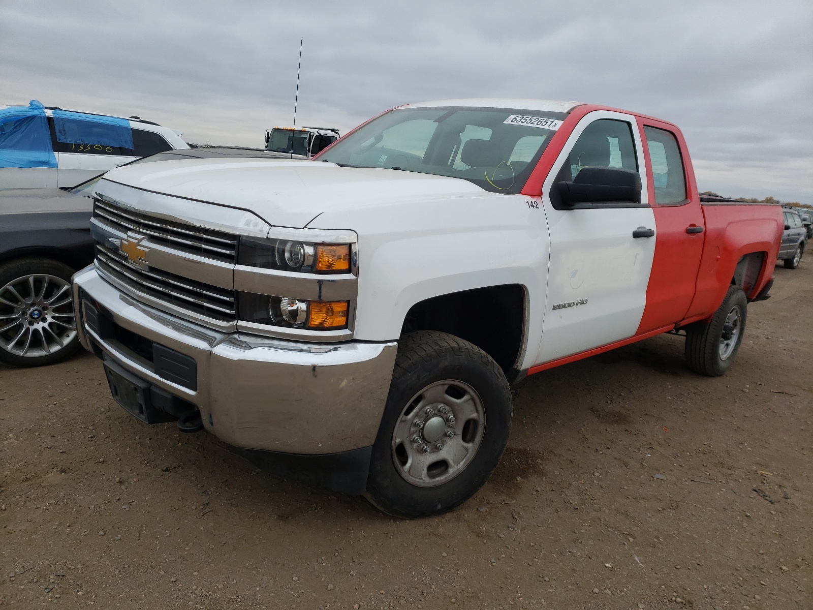 Photo 2 from auction – 2018 CHEVROLET SILVERADO with VIN 1GC2KUEG7JZ153830