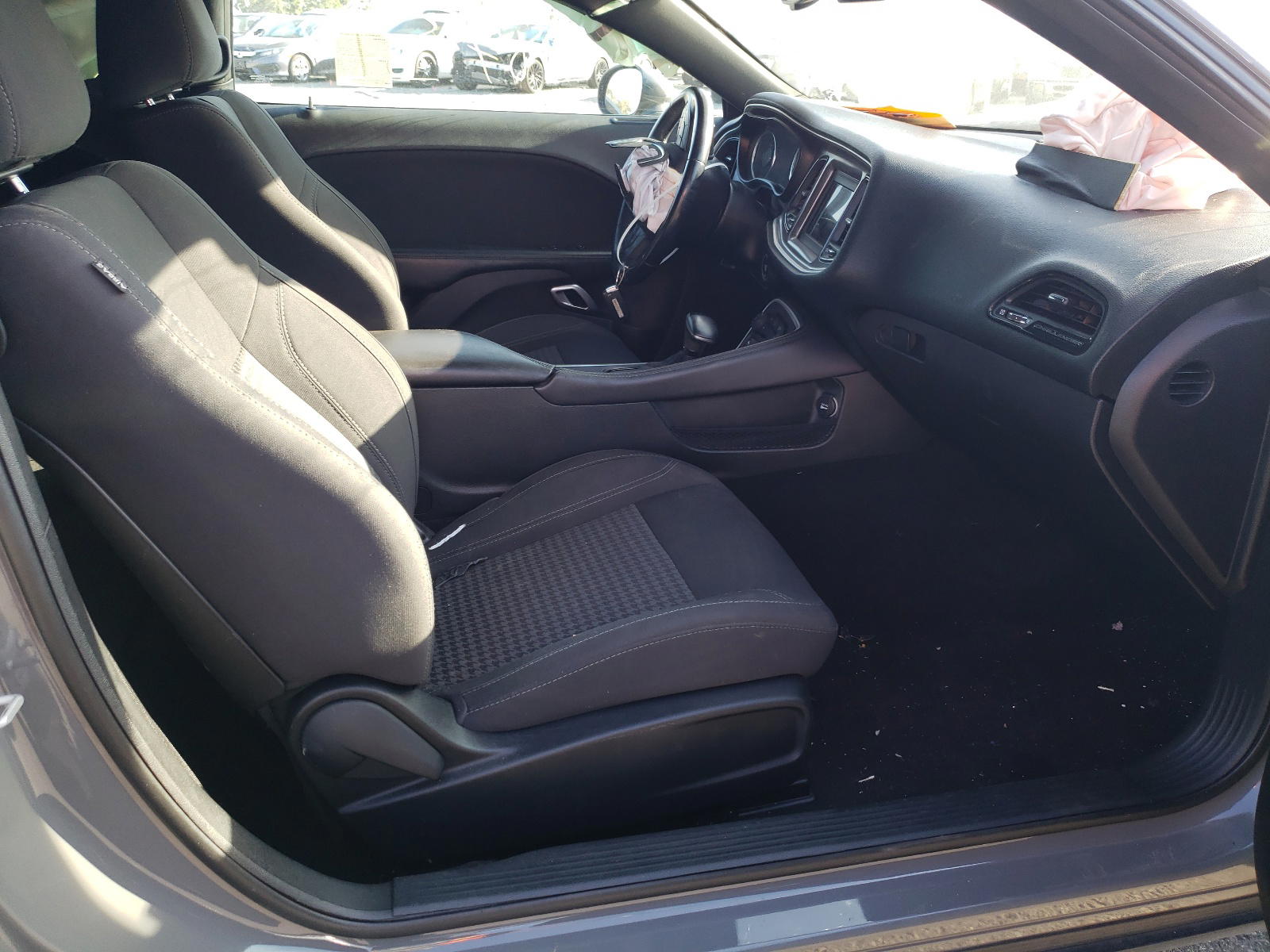 Photo 5 from auction – 2019 DODGE CHALLENGER with VIN 2C3CDZAGXKH616177