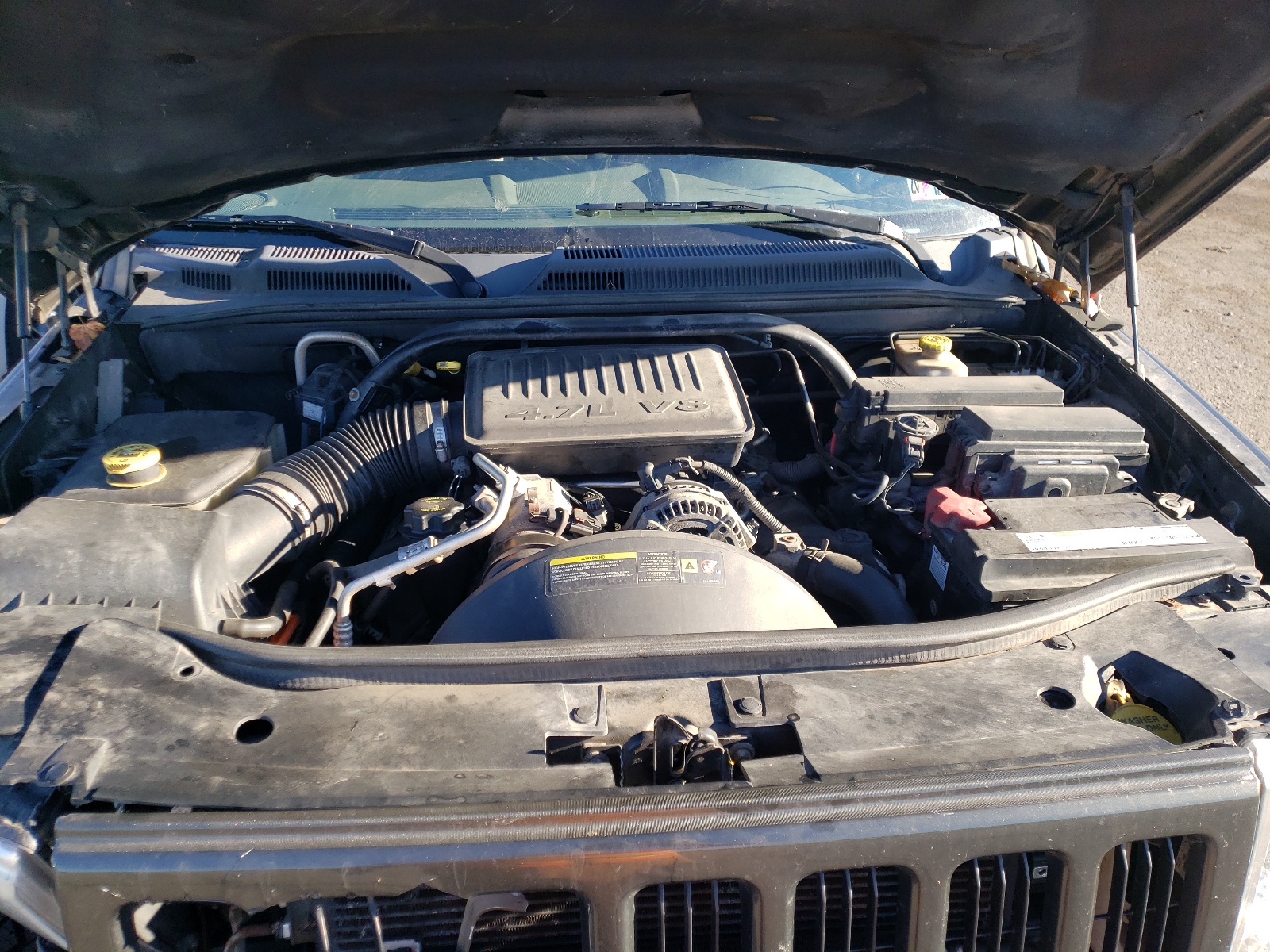 Photo 7 from auction – 2006 JEEP COMMANDER with VIN 1J8HG48N56C245480