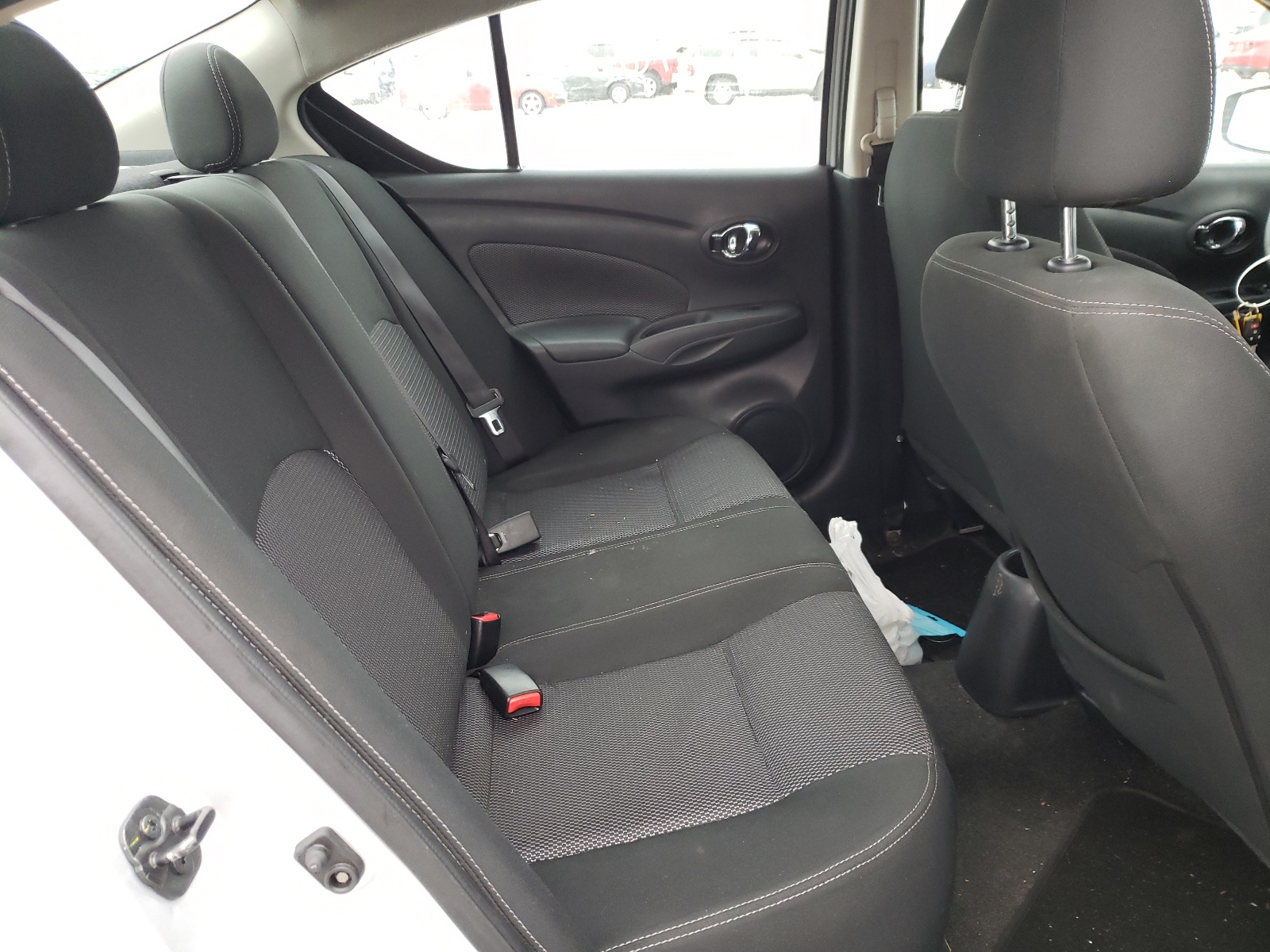 Photo 6 from auction – 2017 NISSAN VERSA S with VIN 3N1CN7AP4HL841310