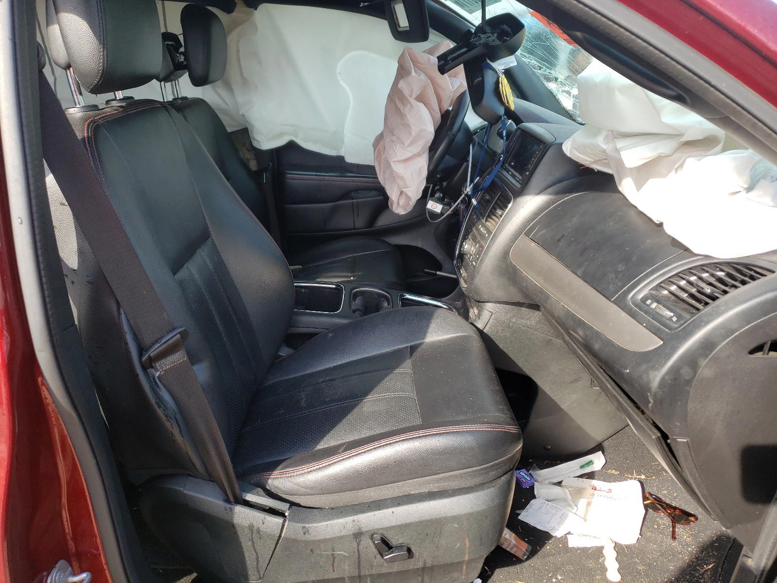 Photo 5 from auction – 2019 DODGE GRAND CARA with VIN 2C4RDGEG7KR534793
