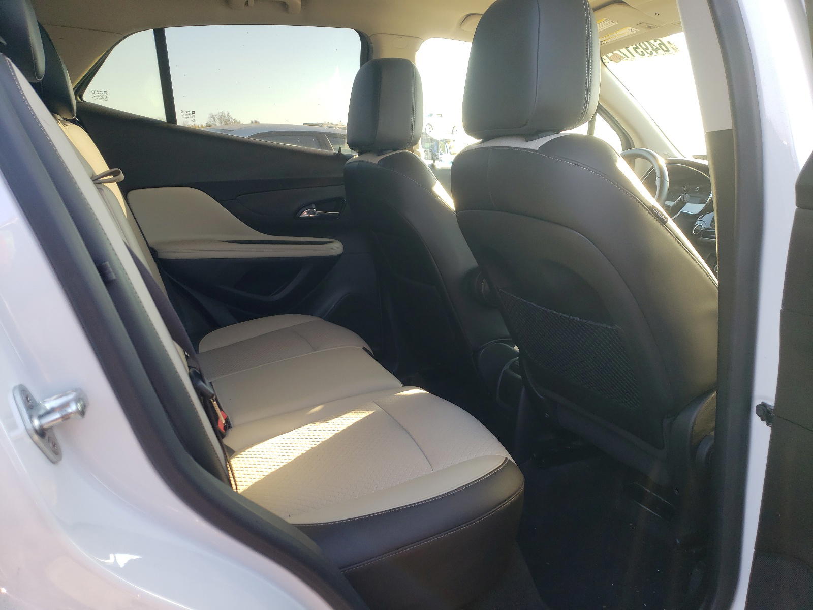 Photo 6 from auction – 2017 BUICK ENCORE PRE with VIN KL4CJASB9HB064983