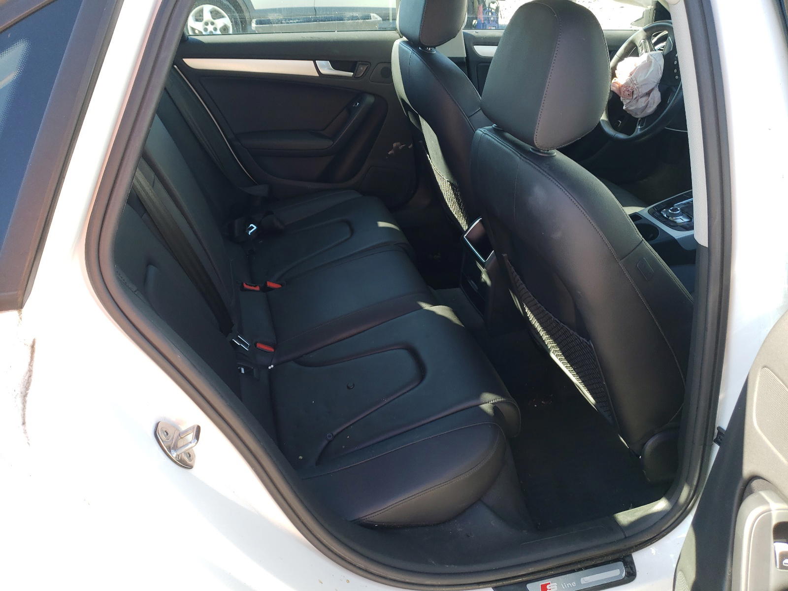 Photo 6 from auction – 2014 AUDI A4 with VIN WAUBFAFL7EN030294
