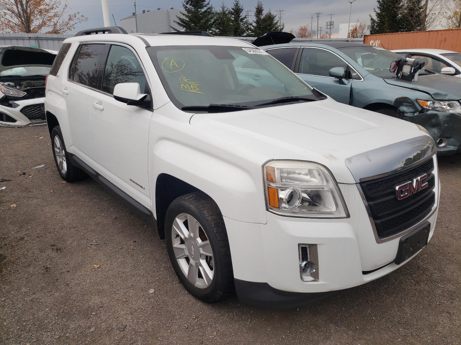 GMC TERRAIN SL 2012 with VIN 2GKFLVEK4C6396944 - Photo from auction